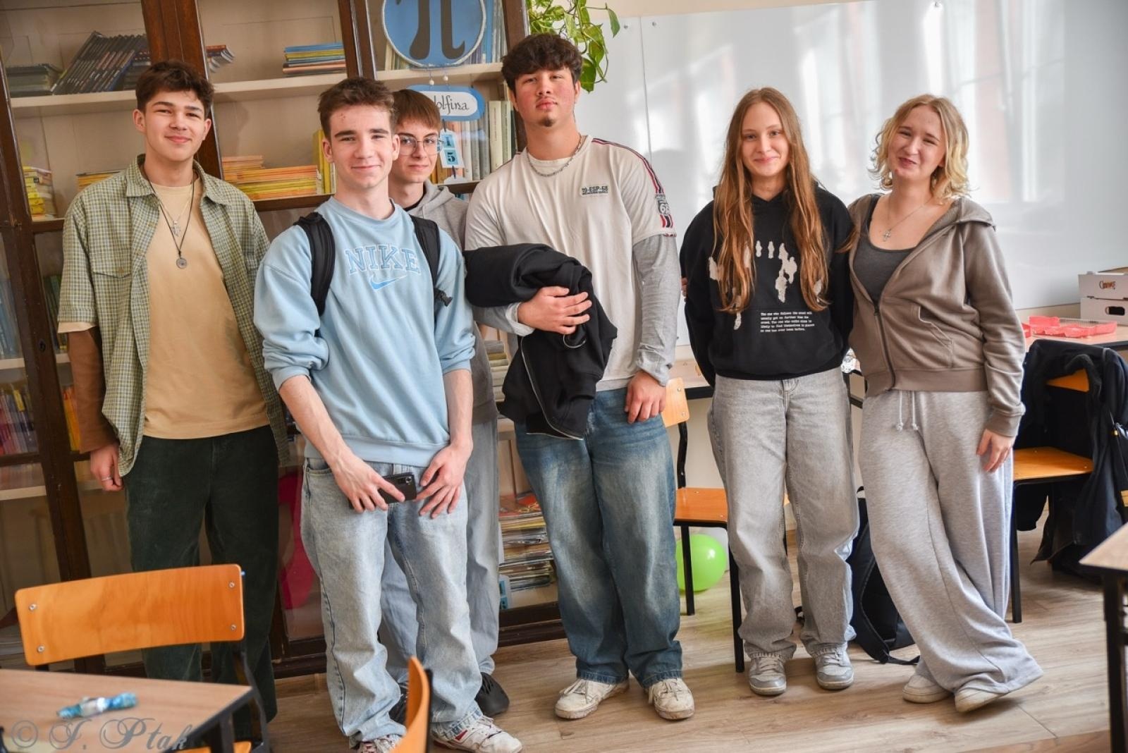 Zdjęcie w galerii na portalu naszraciborz.pl: Rodzina Kasprowicza. Dni otwarte w ZSO nr 1 wiadomości z regionu