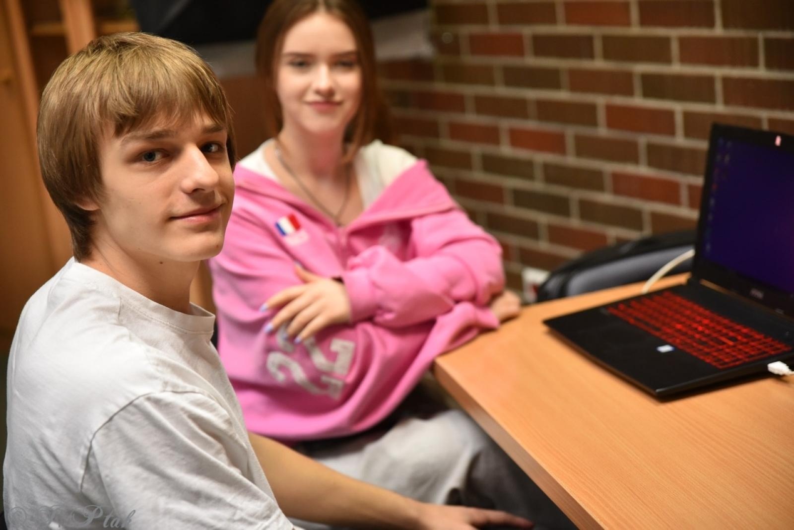 Zdjęcie w galerii na portalu naszraciborz.pl: Rodzina Kasprowicza. Dni otwarte w ZSO nr 1 wiadomości z regionu