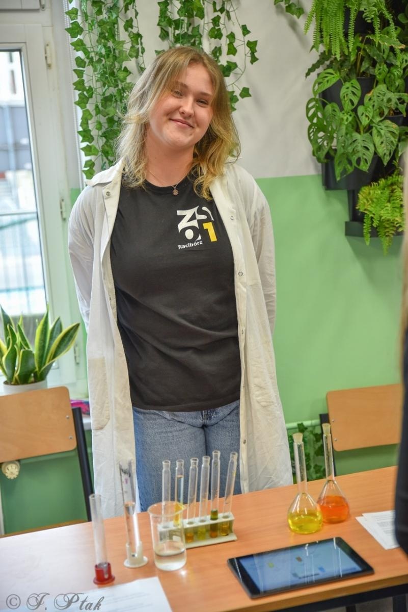 Zdjęcie w galerii na portalu naszraciborz.pl: Rodzina Kasprowicza. Dni otwarte w ZSO nr 1 wiadomości z regionu