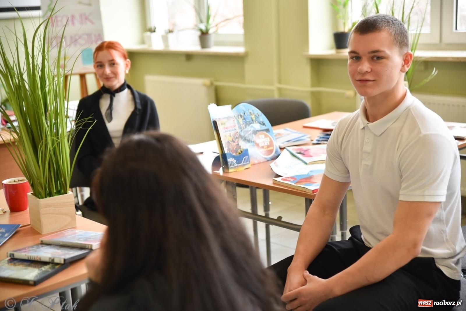 Zdjęcie w galerii na portalu naszraciborz.pl: Budują, projektują, gotują i dbają o urodę. Dzień otwartu w CKZiU nr 1 wiadomości z regionu