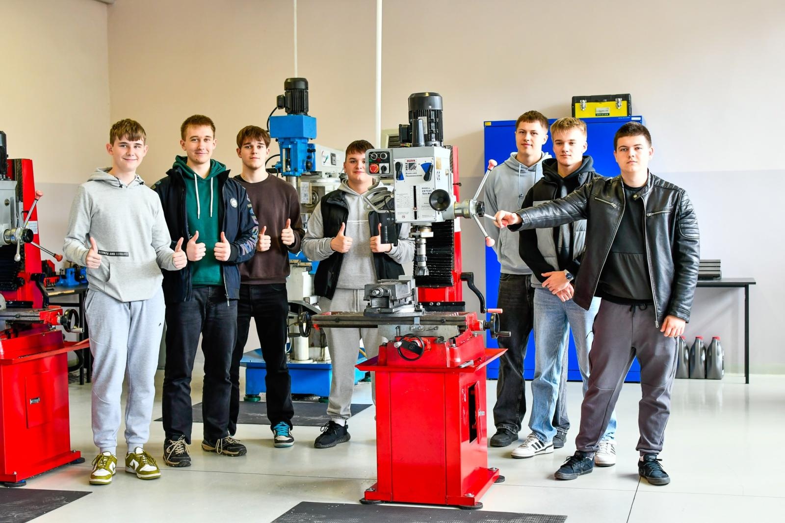 Zdjęcie w galerii na portalu naszraciborz.pl: Politechnika nad Odrą chwali się pracowniami. Dzień otwarty w Mechaniku [FOTO i WIDEO] wiadomości z regionu