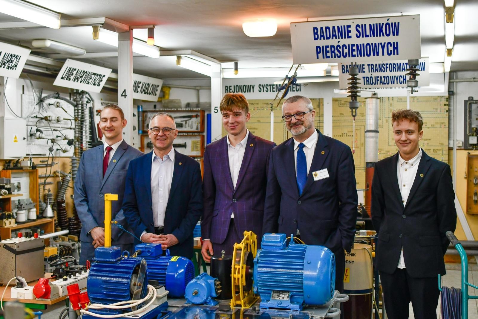 Zdjęcie w galerii na portalu naszraciborz.pl: Politechnika nad Odrą chwali się pracowniami. Dzień otwarty w Mechaniku [FOTO i WIDEO] wiadomości z regionu