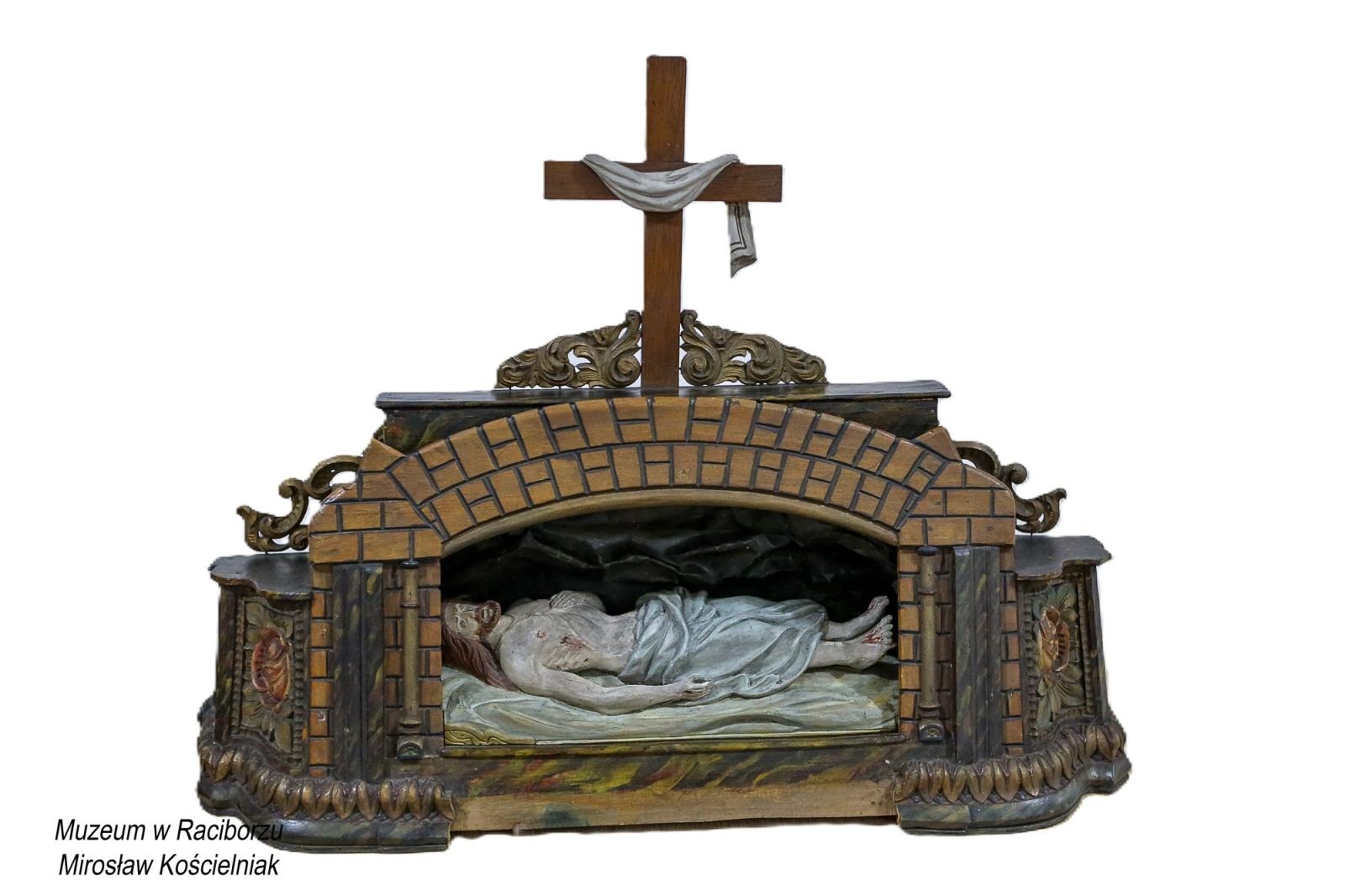 Zdjęcie w galerii na portalu naszraciborz.pl: Historia męki Chrystusa w sztuce ludowej. Spotkanie w raciborskim Muzeum wiadomości z regionu
