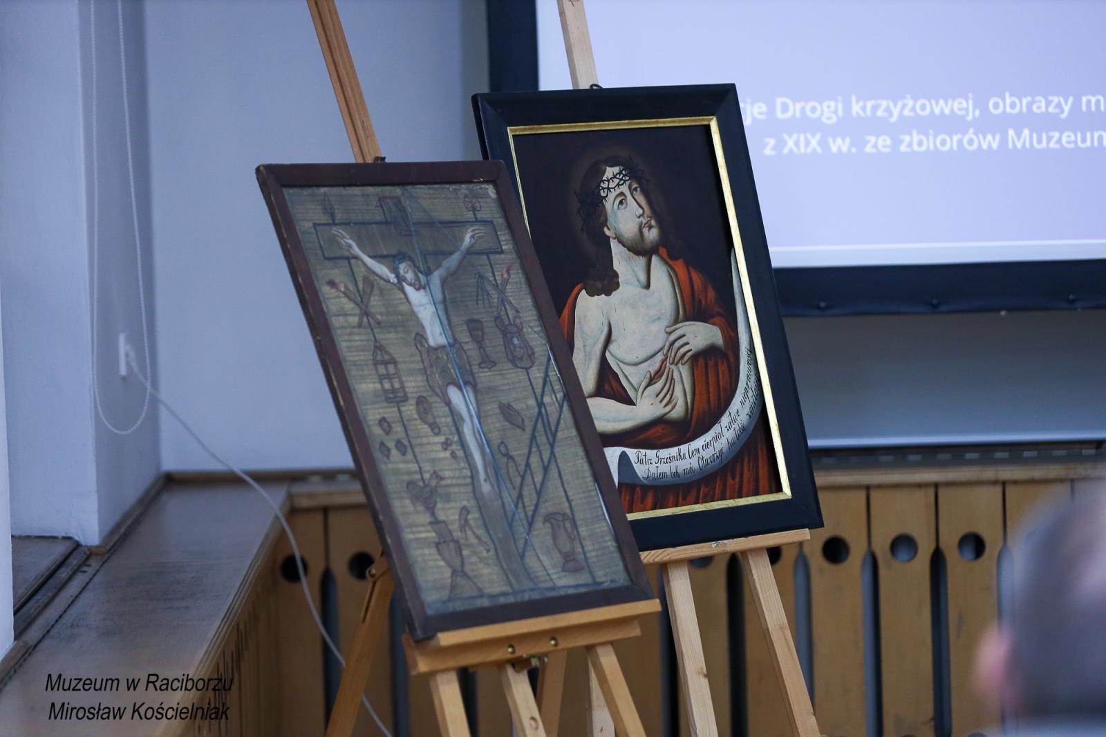 Zdjęcie w galerii na portalu naszraciborz.pl: Historia męki Chrystusa w sztuce ludowej. Spotkanie w raciborskim Muzeum wiadomości z regionu