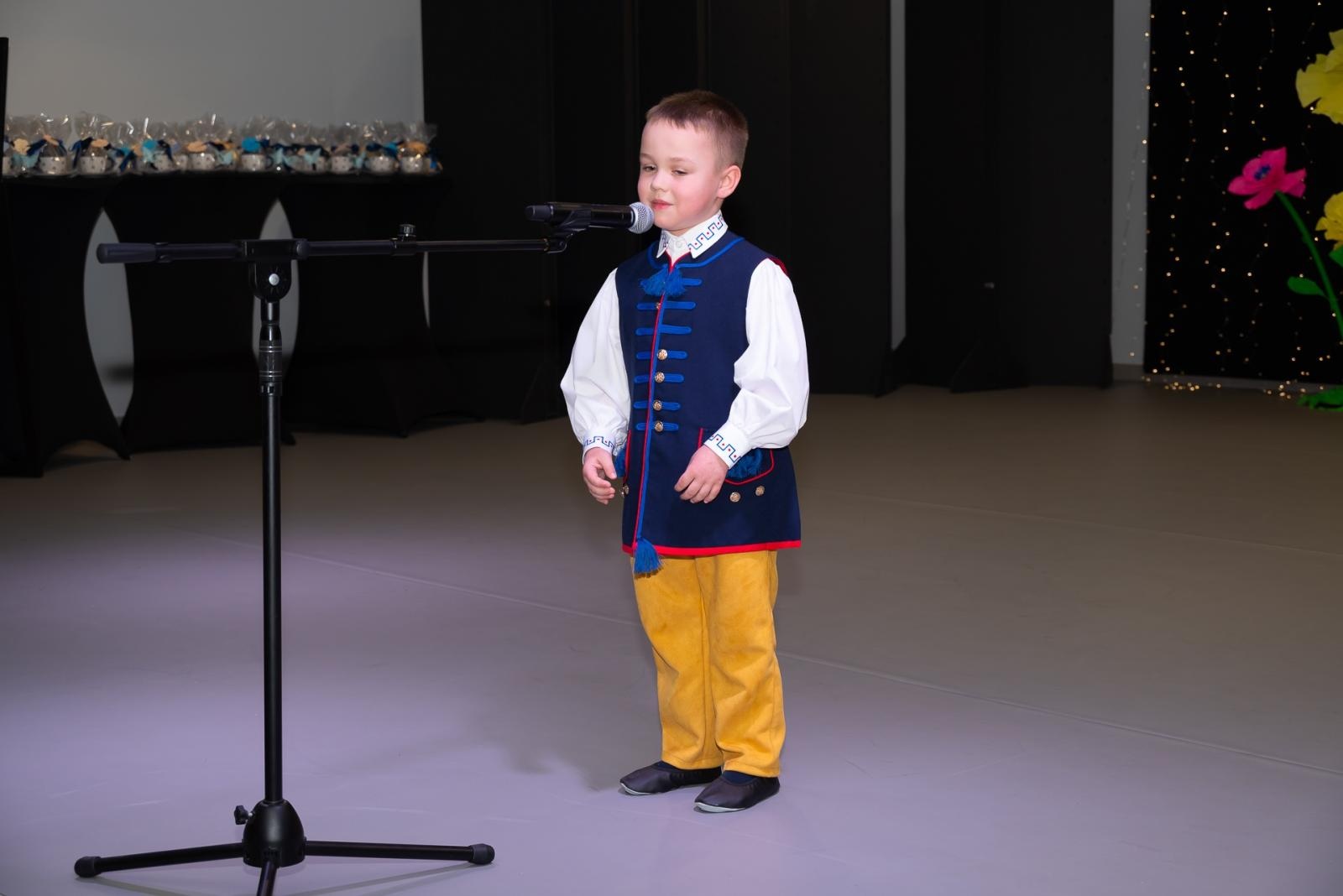 Zdjęcie w galerii na portalu naszraciborz.pl: Śląsko godka w Tworkowie. Osiemnasty koncert lauratów konkursu [FOTO i WIDEO] wiadomości z regionu