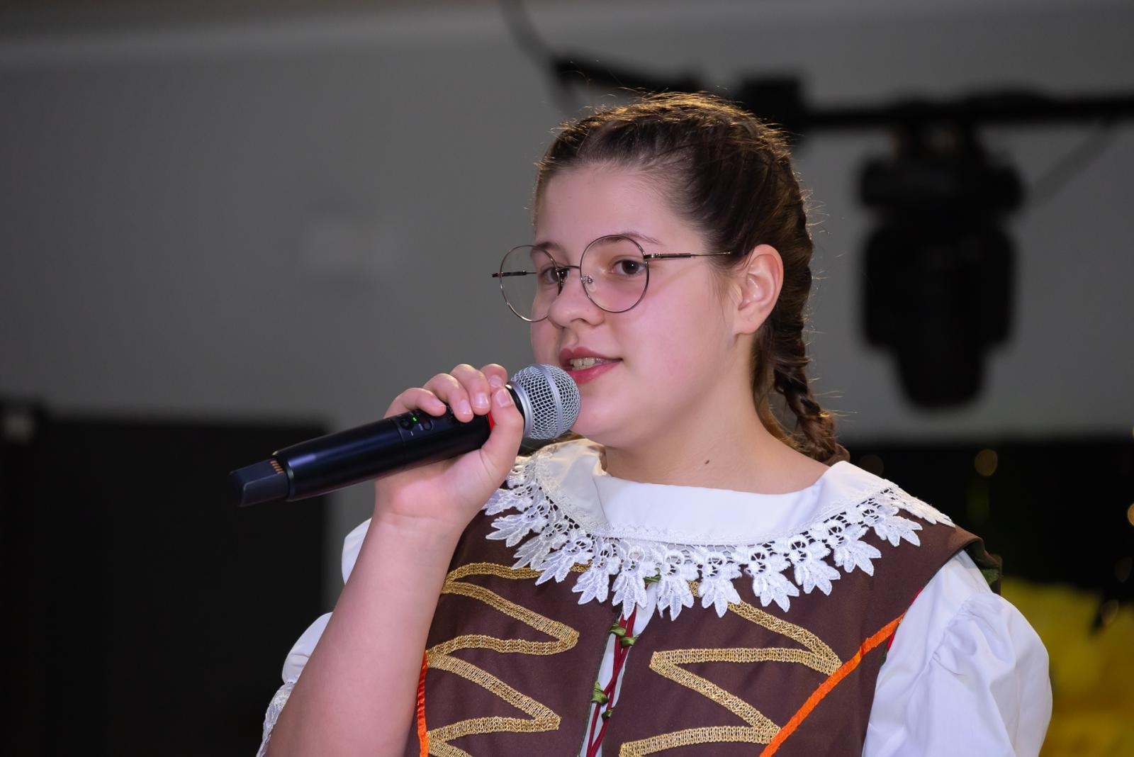 Zdjęcie w galerii na portalu naszraciborz.pl: Śląsko godka w Tworkowie. Osiemnasty koncert lauratów konkursu [FOTO i WIDEO] wiadomości z regionu