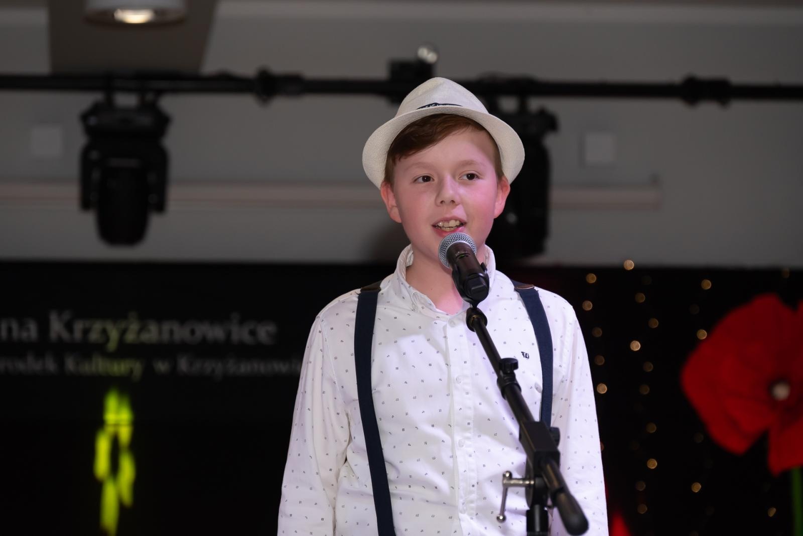 Zdjęcie w galerii na portalu naszraciborz.pl: Śląsko godka w Tworkowie. Osiemnasty koncert lauratów konkursu [FOTO i WIDEO] wiadomości z regionu