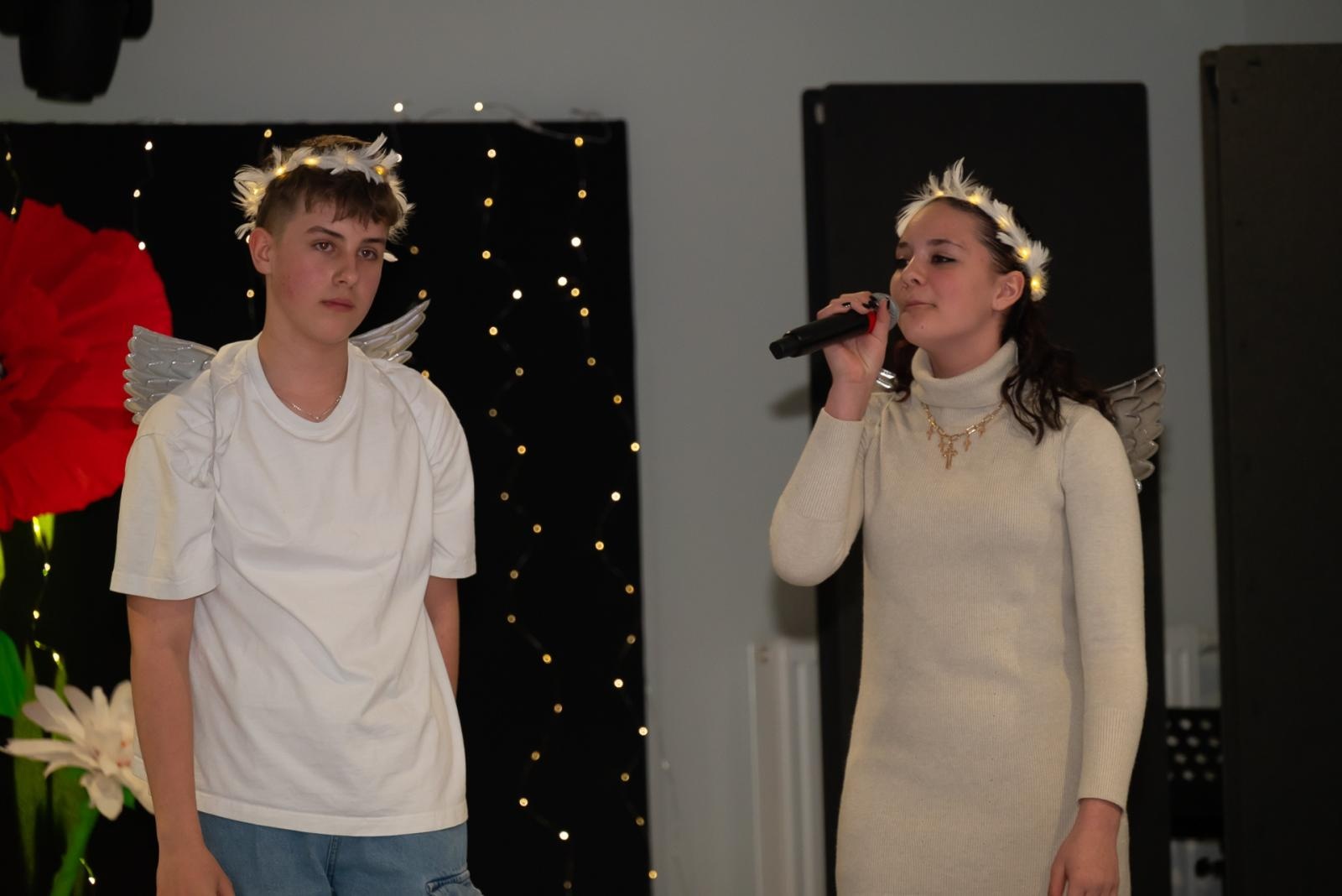 Zdjęcie w galerii na portalu naszraciborz.pl: Śląsko godka w Tworkowie. Osiemnasty koncert lauratów konkursu [FOTO i WIDEO] wiadomości z regionu