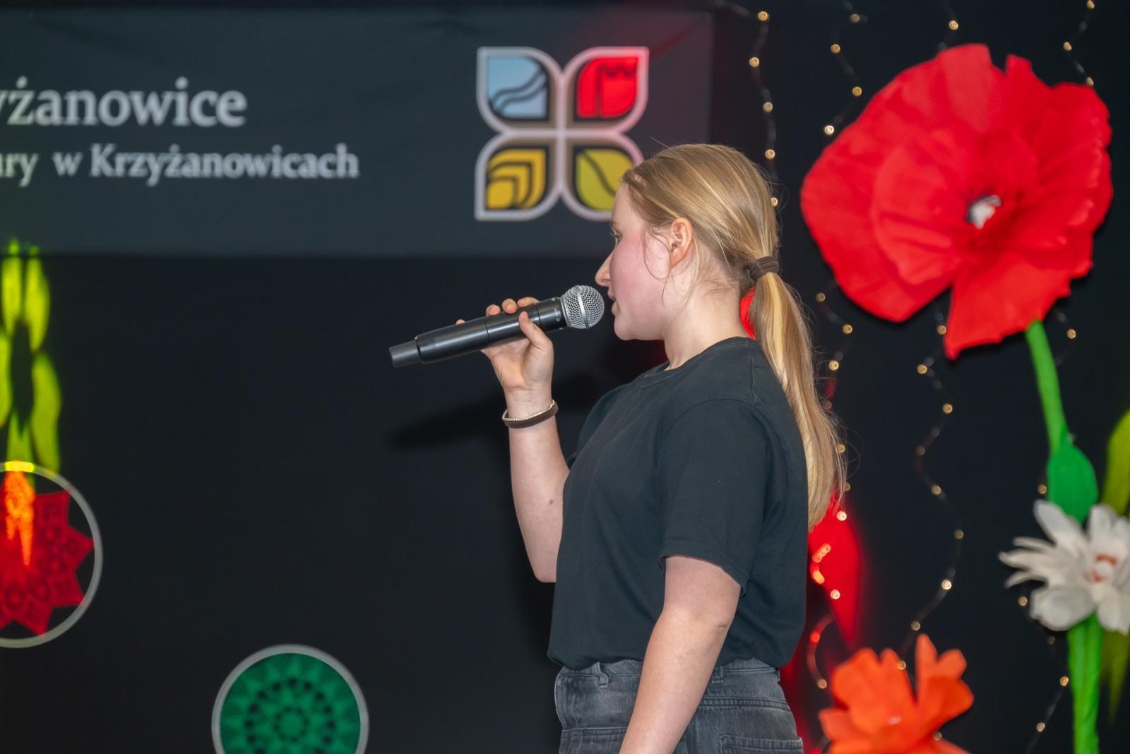 Zdjęcie w galerii na portalu naszraciborz.pl: Śląsko godka w Tworkowie. Osiemnasty koncert lauratów konkursu [FOTO i WIDEO] wiadomości z regionu