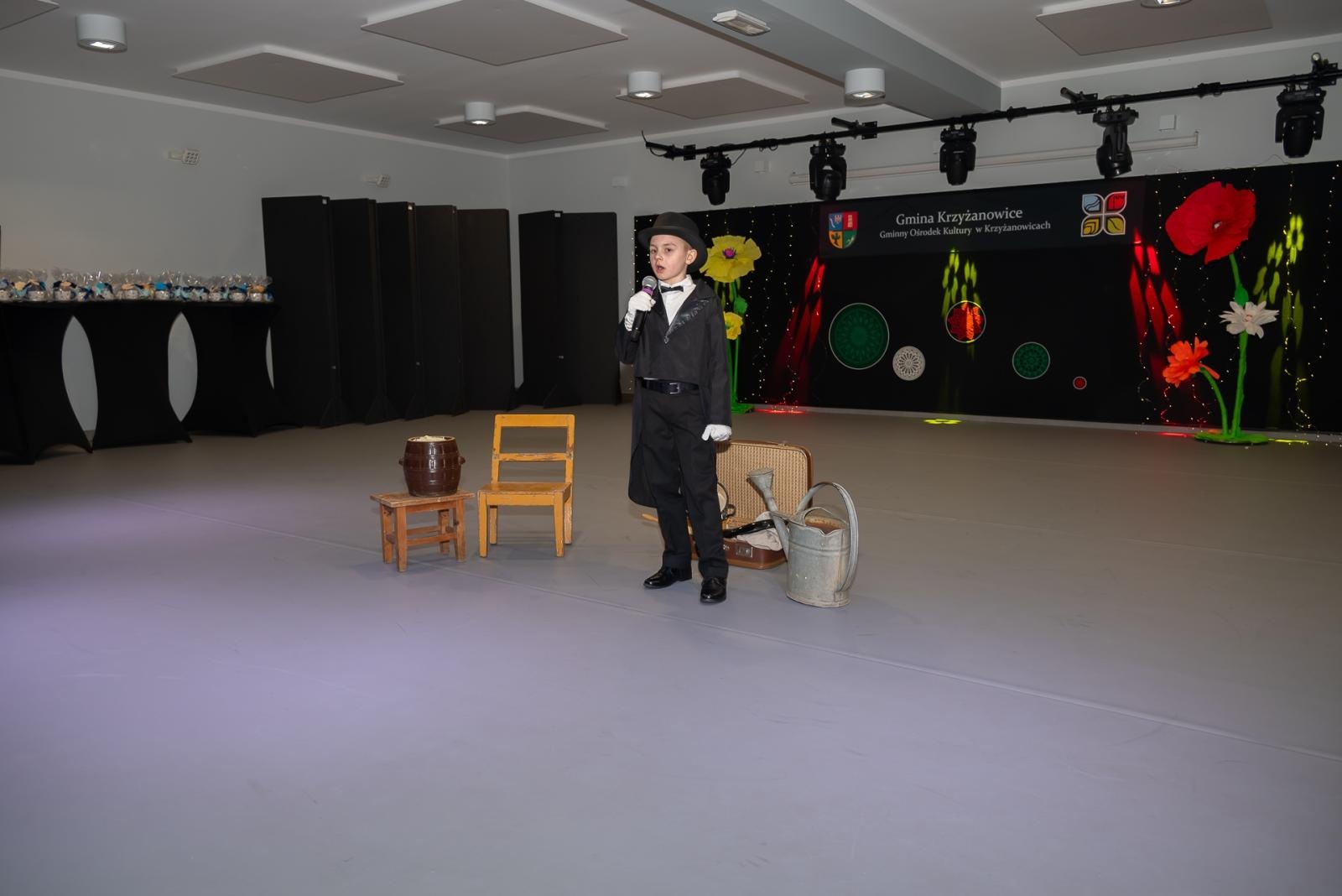 Zdjęcie w galerii na portalu naszraciborz.pl: Śląsko godka w Tworkowie. Osiemnasty koncert lauratów konkursu [FOTO i WIDEO] wiadomości z regionu