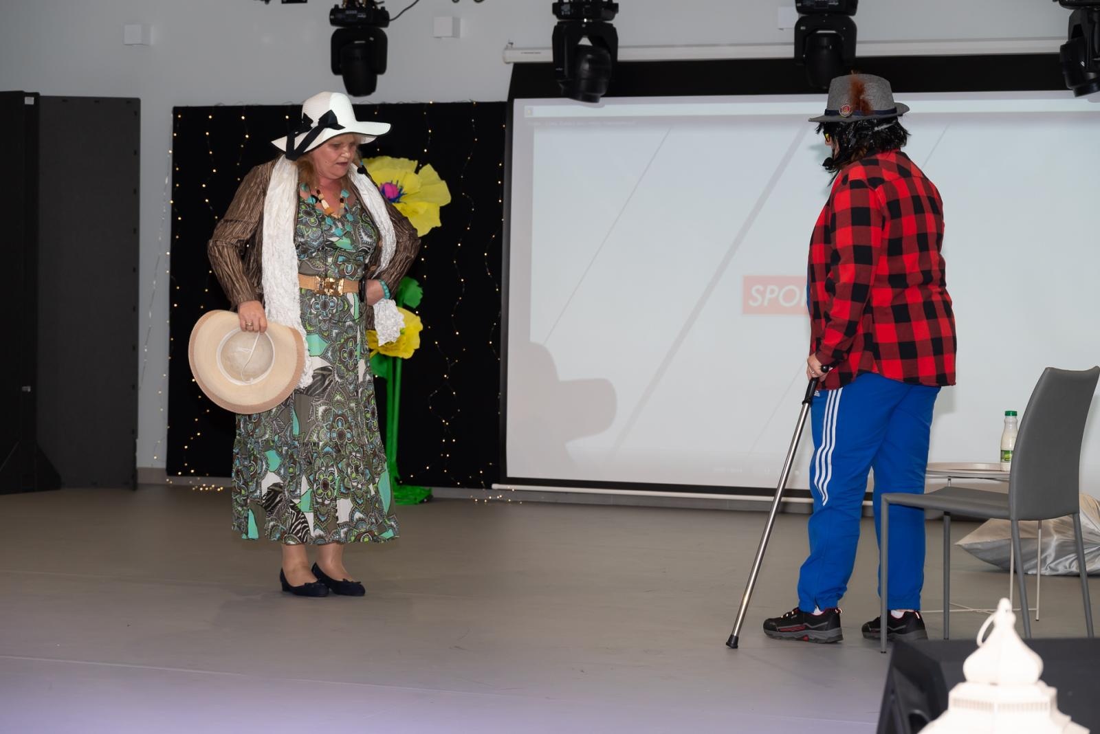 Zdjęcie w galerii na portalu naszraciborz.pl: Śląsko godka w Tworkowie. Osiemnasty koncert lauratów konkursu [FOTO i WIDEO] wiadomości z regionu