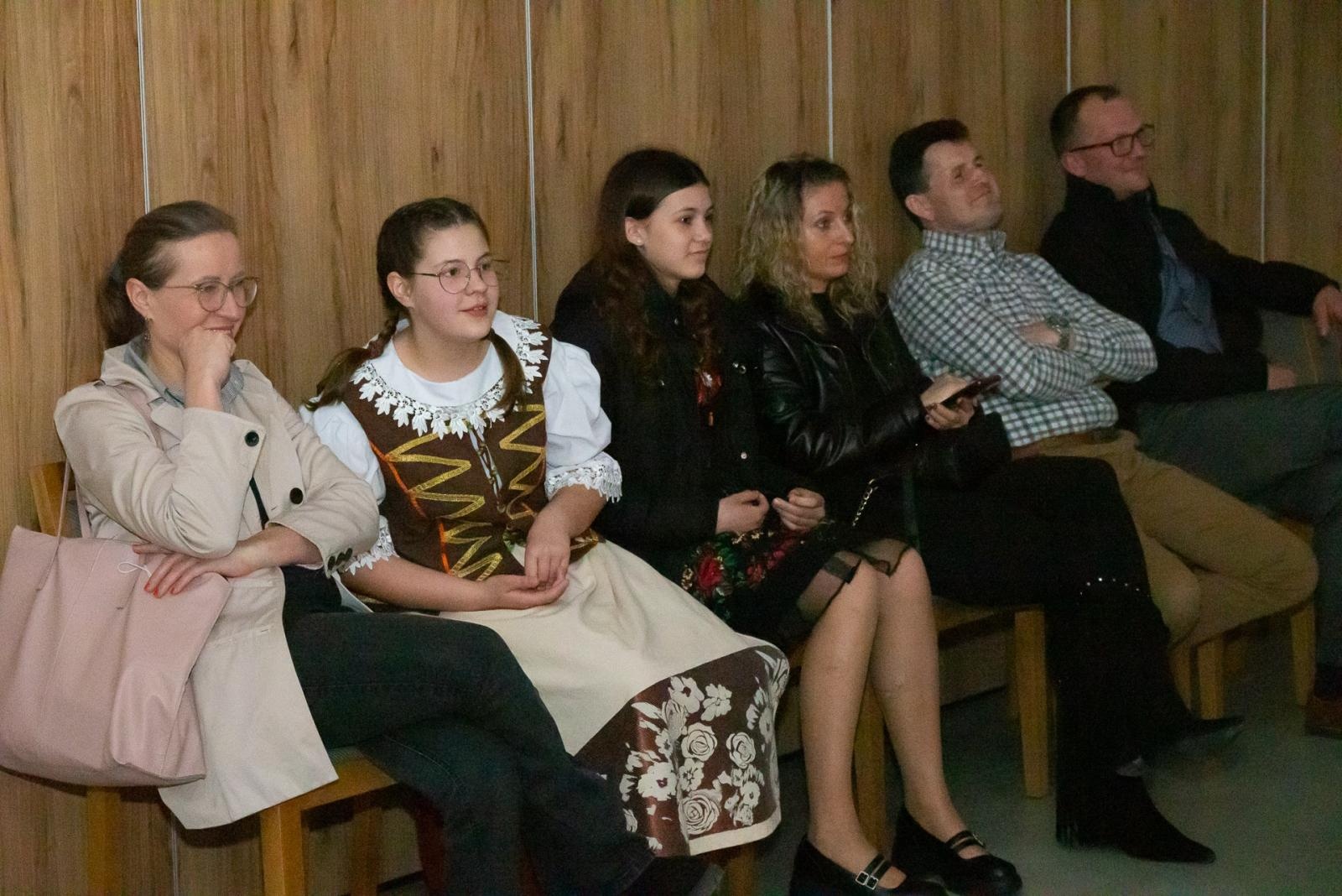 Zdjęcie w galerii na portalu naszraciborz.pl: Śląsko godka w Tworkowie. Osiemnasty koncert lauratów konkursu [FOTO i WIDEO] wiadomości z regionu