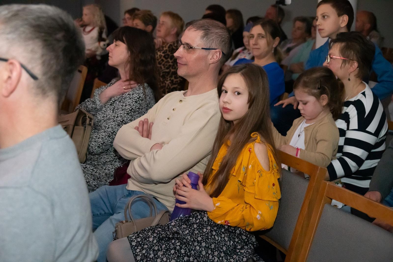 Zdjęcie w galerii na portalu naszraciborz.pl: Śląsko godka w Tworkowie. Osiemnasty koncert lauratów konkursu [FOTO i WIDEO] wiadomości z regionu