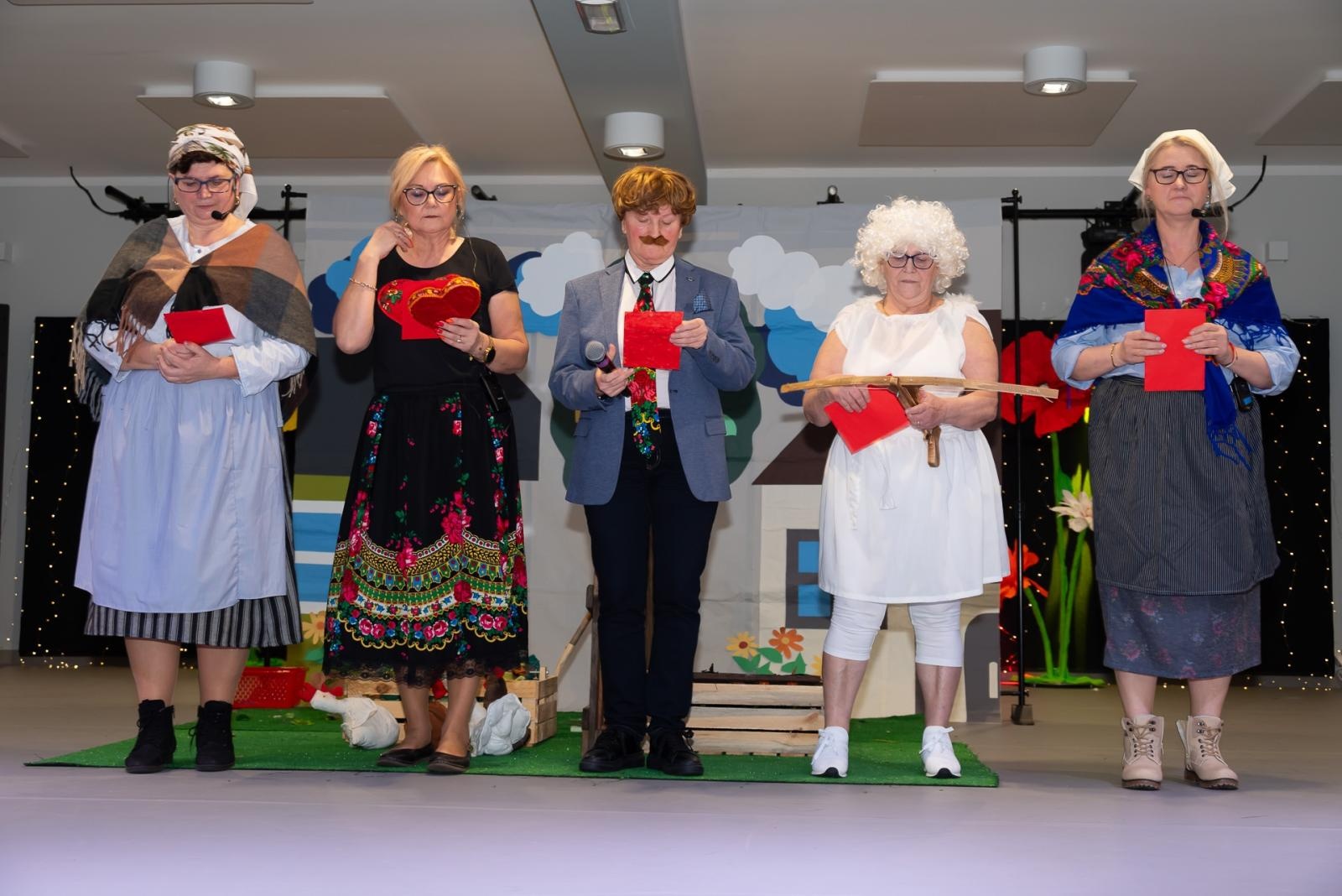 Zdjęcie w galerii na portalu naszraciborz.pl: Śląsko godka w Tworkowie. Osiemnasty koncert lauratów konkursu [FOTO i WIDEO] wiadomości z regionu