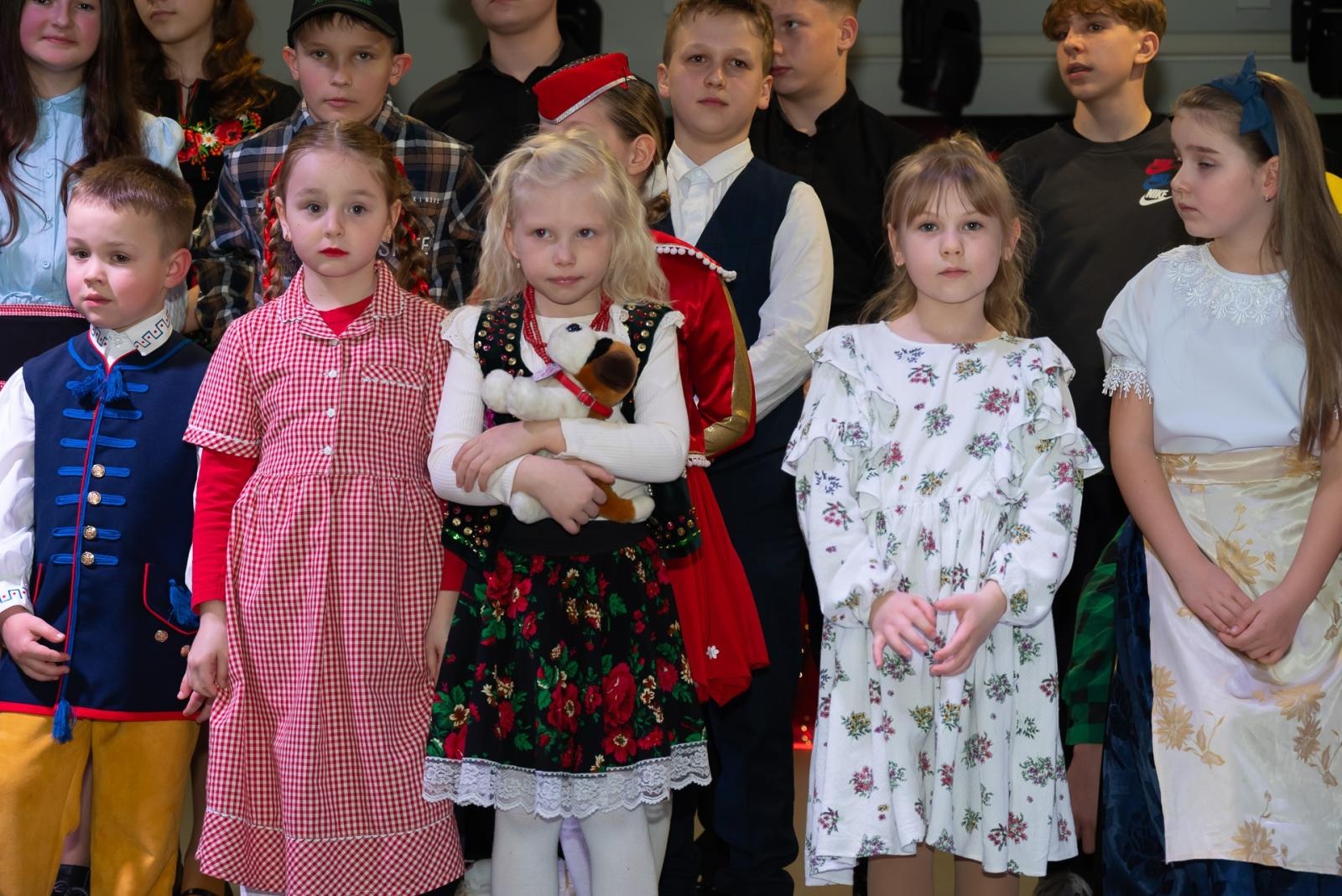 Zdjęcie w galerii na portalu naszraciborz.pl: Śląsko godka w Tworkowie. Osiemnasty koncert lauratów konkursu [FOTO i WIDEO] wiadomości z regionu
