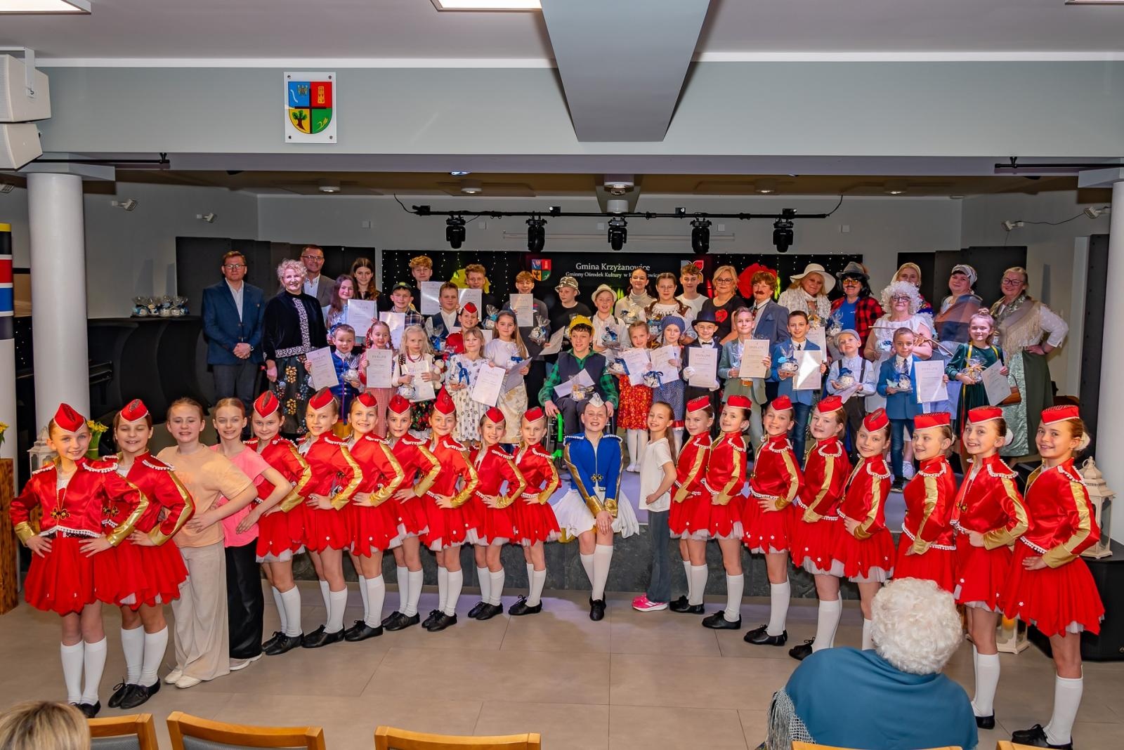 Zdjęcie w galerii na portalu naszraciborz.pl: Śląsko godka w Tworkowie. Osiemnasty koncert lauratów konkursu [FOTO i WIDEO] wiadomości z regionu