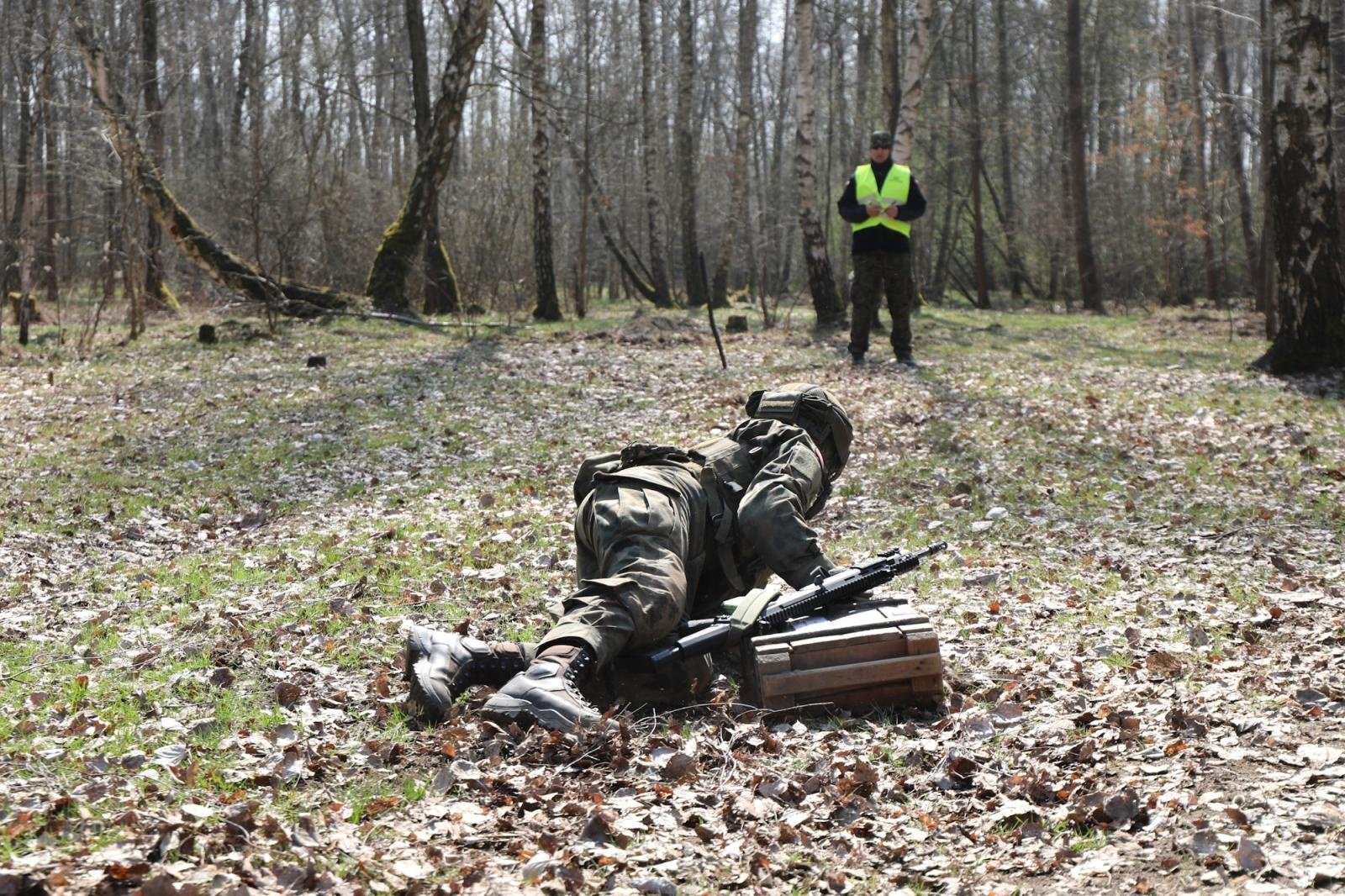 Zdjęcie w galerii na portalu naszraciborz.pl: Pętla taktyczna, czyli ostatni stres egzaminacyjny przed przysięgą wojskową terytorialsa w Raciborzu wiadomości z regionu