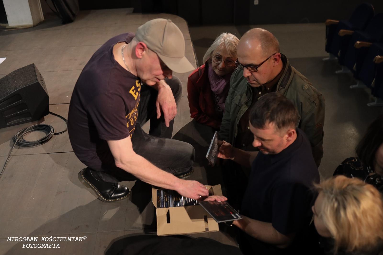 Zdjęcie w galerii na portalu naszraciborz.pl: Bluesowe spotkanie w Strzesze. Koncert Keith’a Dunna przyciągnął fanów gatunku [FOTO i WIDEO] wiadomości z regionu