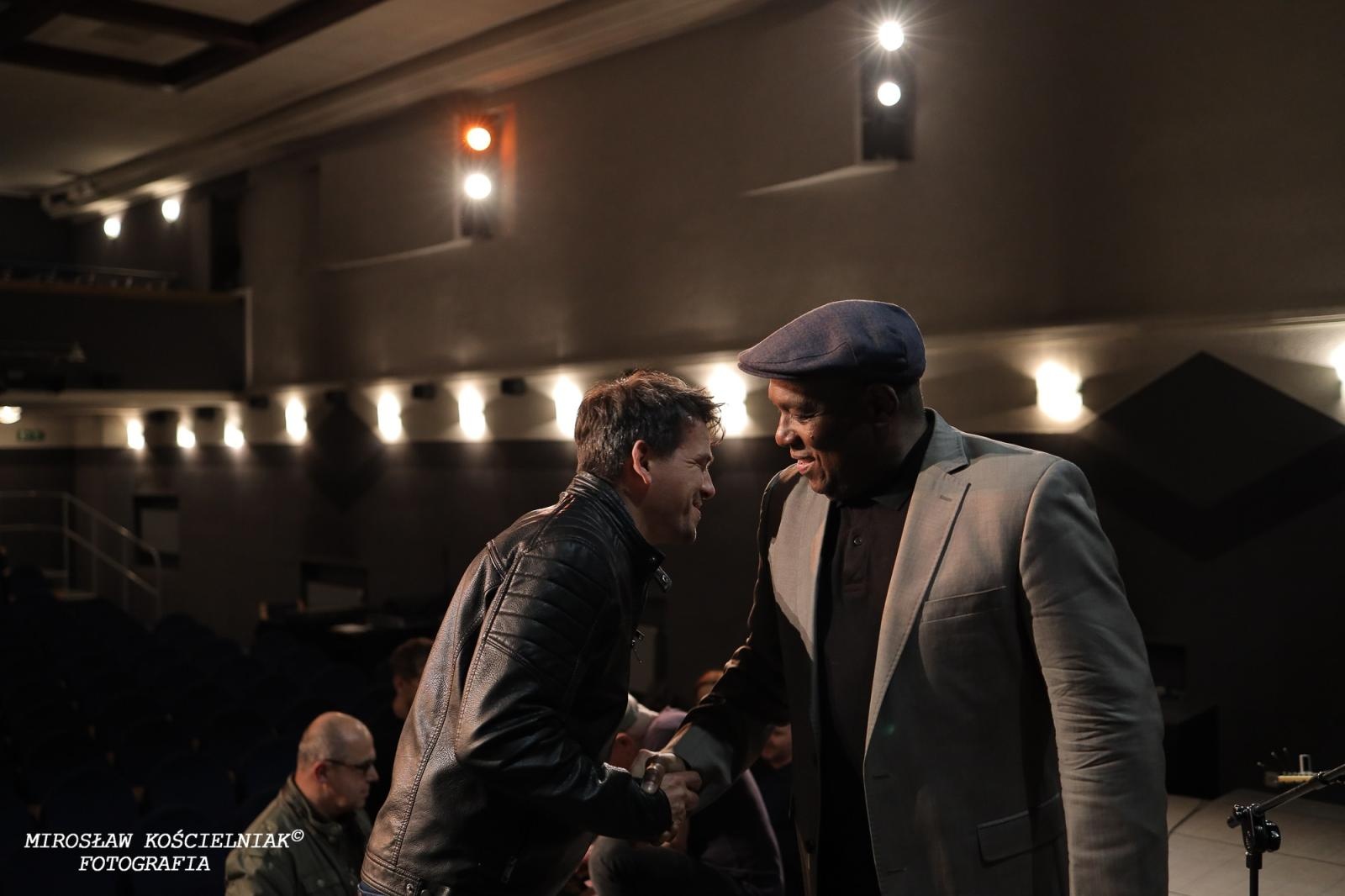 Zdjęcie w galerii na portalu naszraciborz.pl: Bluesowe spotkanie w Strzesze. Koncert Keith’a Dunna przyciągnął fanów gatunku [FOTO i WIDEO] wiadomości z regionu