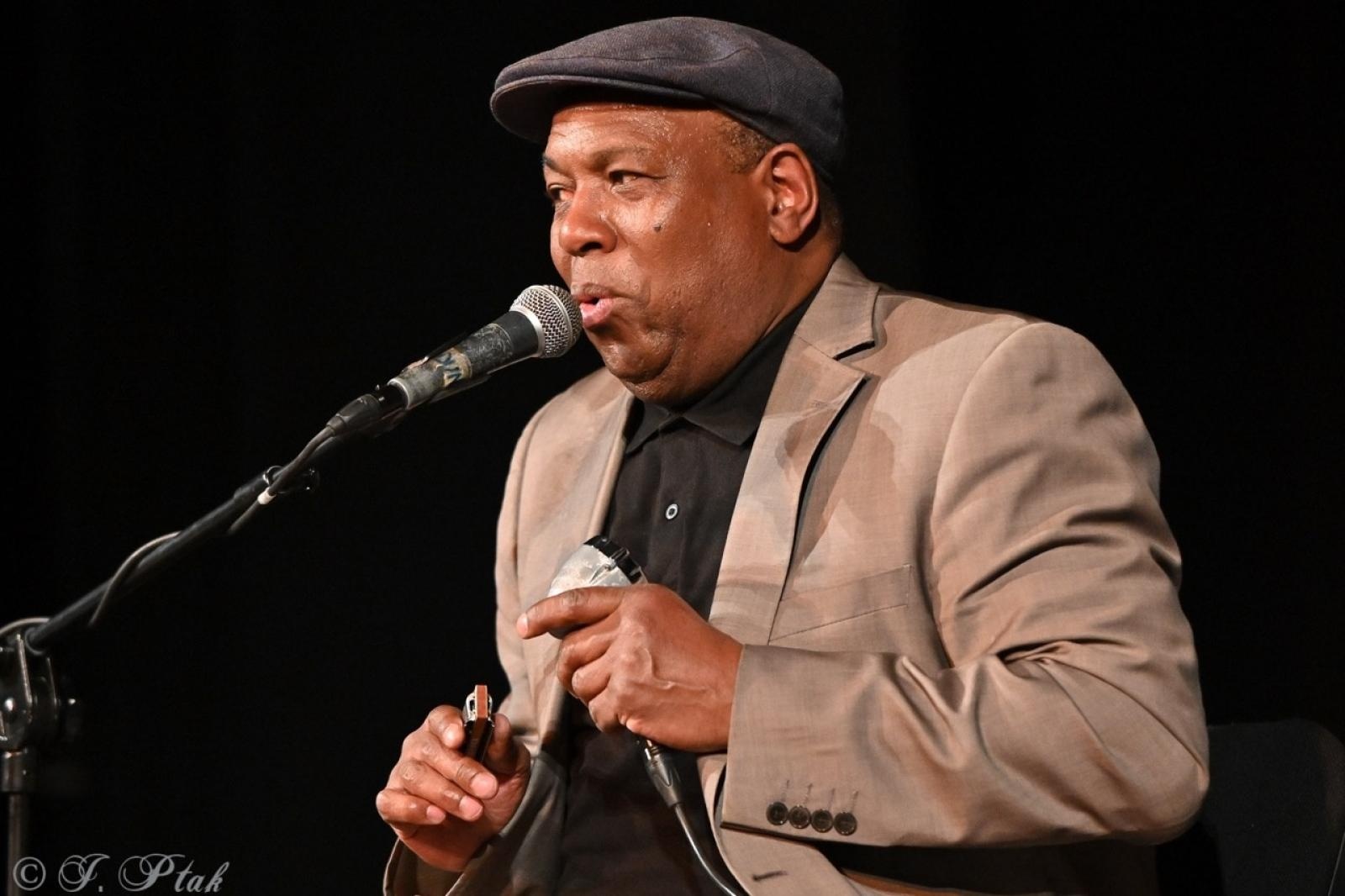 Zdjęcie w galerii na portalu naszraciborz.pl: Bluesowe spotkanie w Strzesze. Koncert Keith’a Dunna przyciągnął fanów gatunku [FOTO i WIDEO] wiadomości z regionu