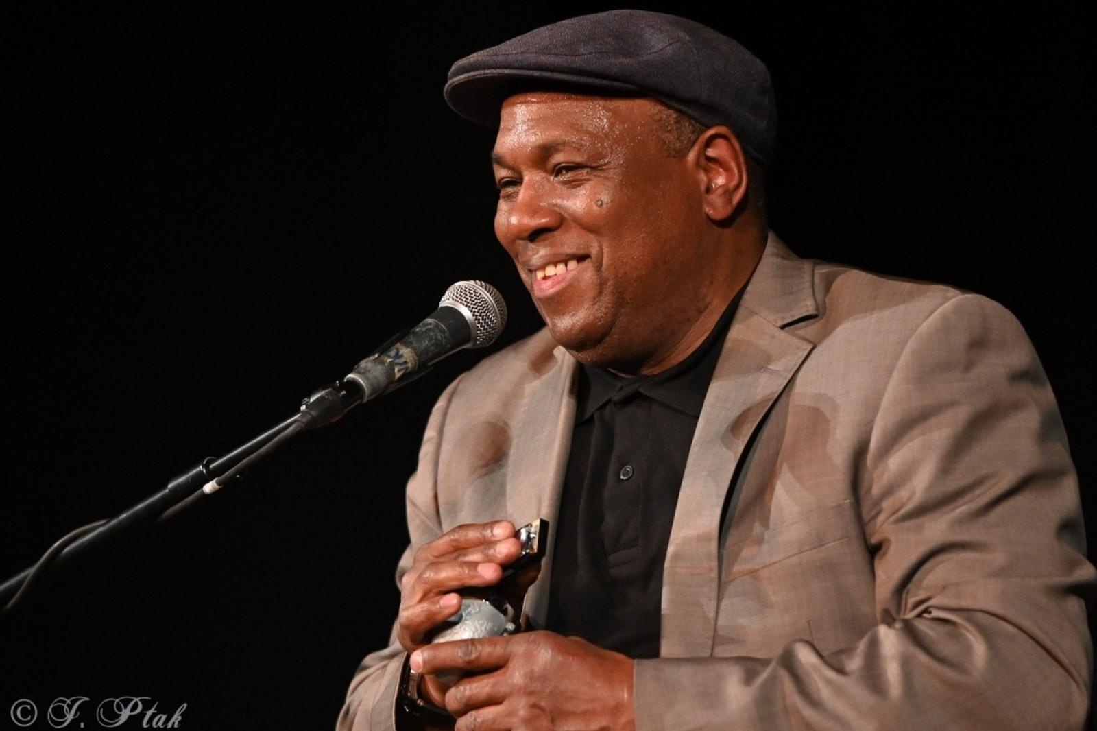 Zdjęcie w galerii na portalu naszraciborz.pl: Bluesowe spotkanie w Strzesze. Koncert Keith’a Dunna przyciągnął fanów gatunku [FOTO i WIDEO] wiadomości z regionu