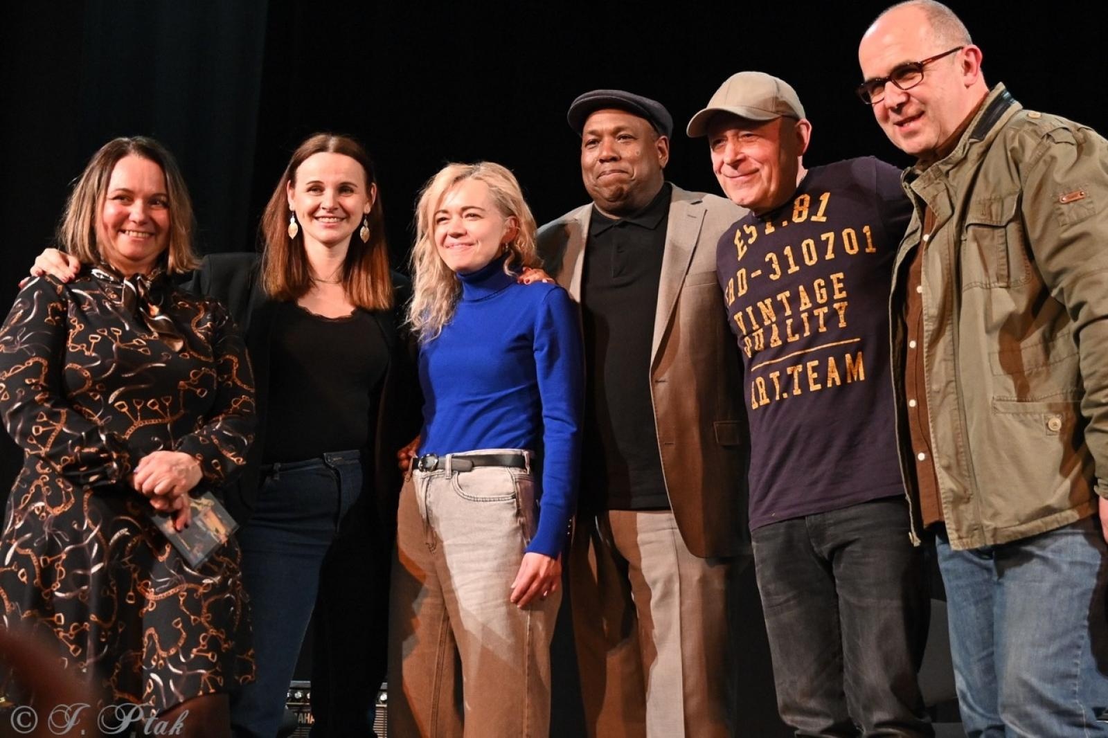 Zdjęcie w galerii na portalu naszraciborz.pl: Bluesowe spotkanie w Strzesze. Koncert Keith’a Dunna przyciągnął fanów gatunku [FOTO i WIDEO] wiadomości z regionu