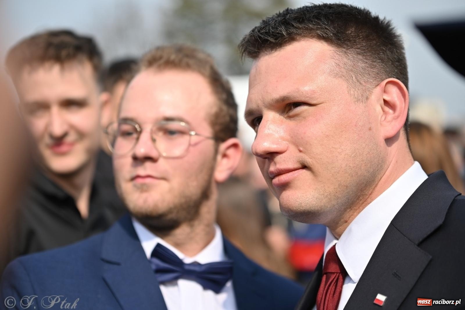 Zdjęcie w galerii na portalu naszraciborz.pl: Cześć, tu Sławomir. Mentzen na wiecu przy Matce Polce w Raciborzu [FOTO i WIDEO] wiadomości z regionu