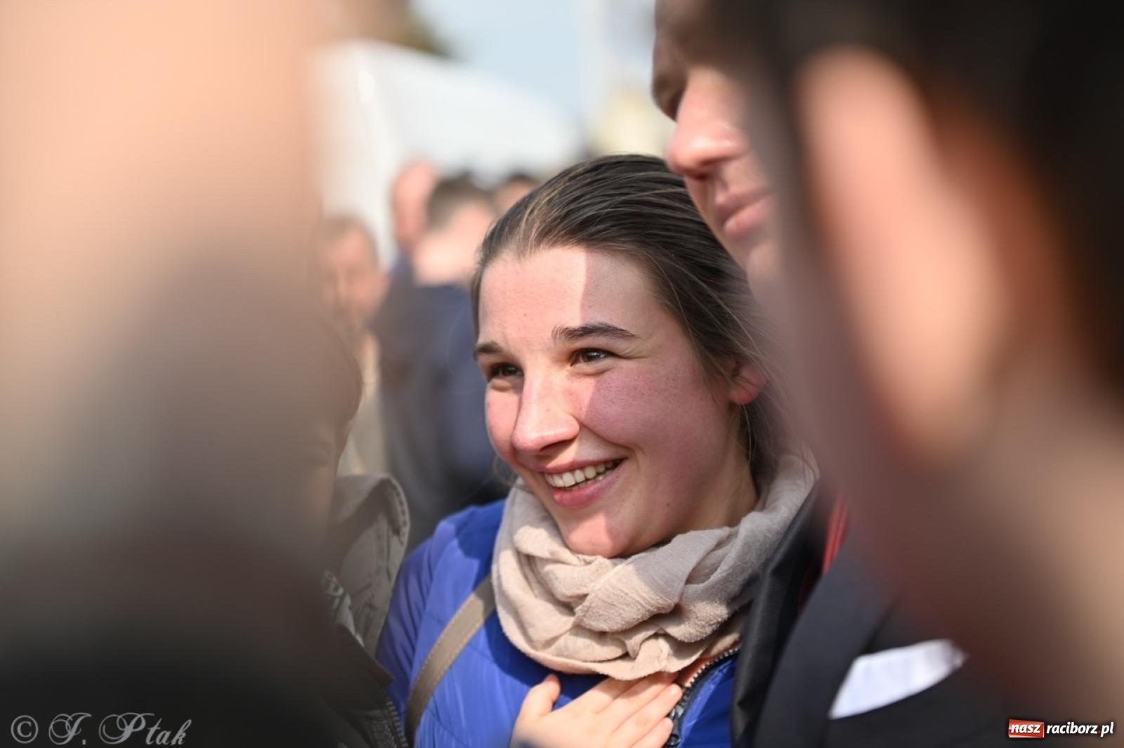 Zdjęcie w galerii na portalu naszraciborz.pl: Cześć, tu Sławomir. Mentzen na wiecu przy Matce Polce w Raciborzu [FOTO i WIDEO] wiadomości z regionu