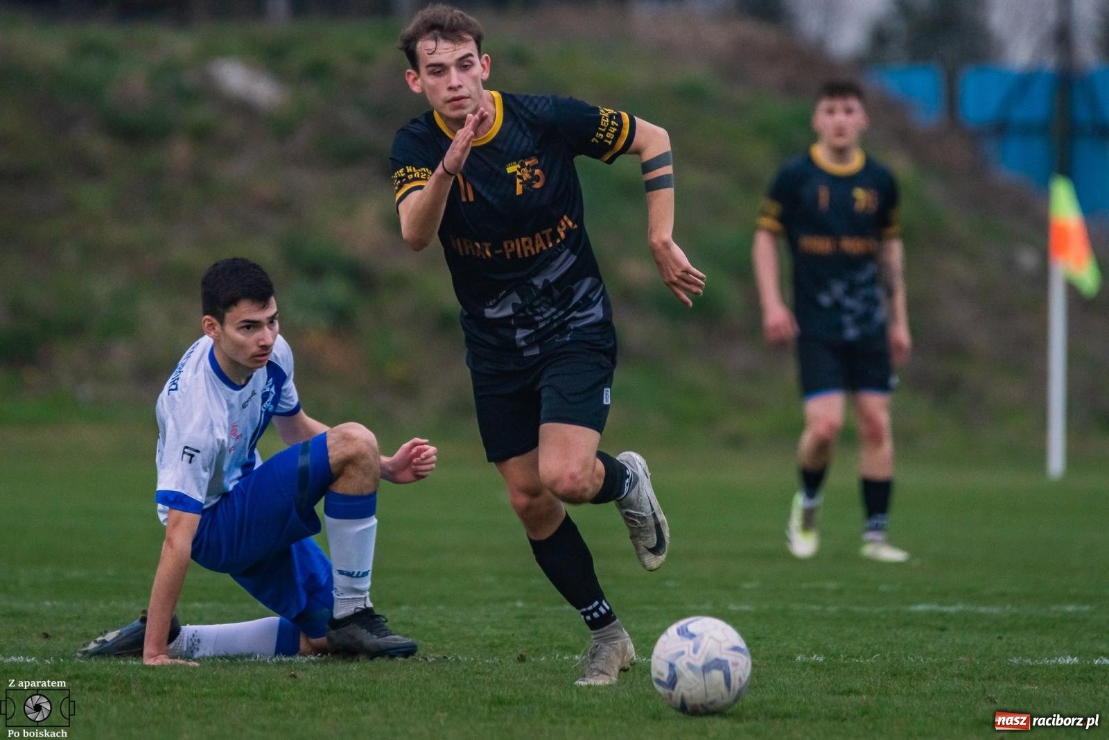 Zdjęcie w galerii na portalu naszraciborz.pl: Długo się męczyli, ale wynik meczu odwrócili [FOTO] wiadomości z regionu