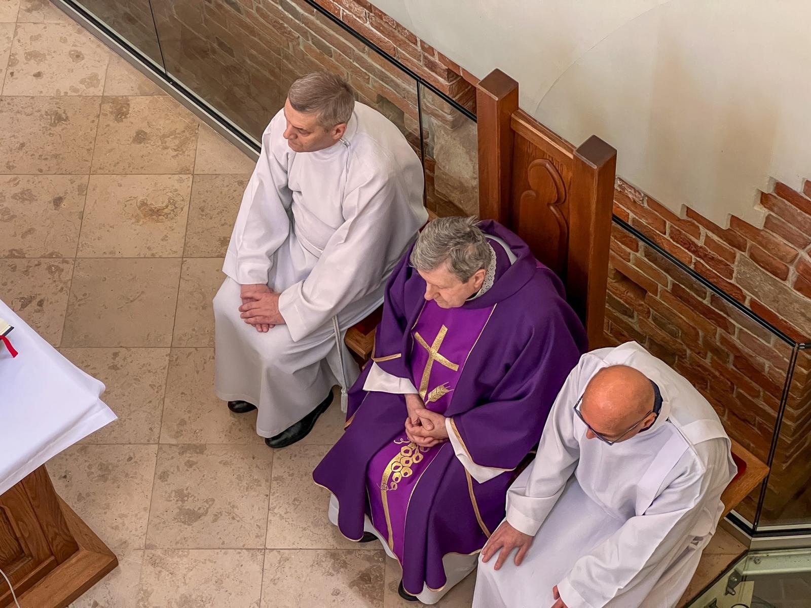 Zdjęcie w galerii na portalu naszraciborz.pl: Msza w intencji mniejszości niemieckiej w kaplicy zamkowej [FOTO i WIDEO] wiadomości z regionu