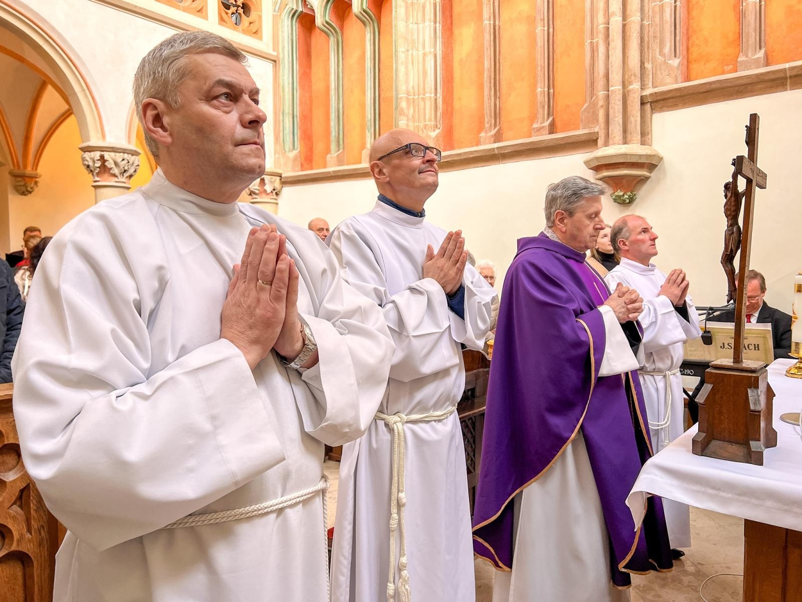 Zdjęcie w galerii na portalu naszraciborz.pl: Msza w intencji mniejszości niemieckiej w kaplicy zamkowej [FOTO i WIDEO] wiadomości z regionu
