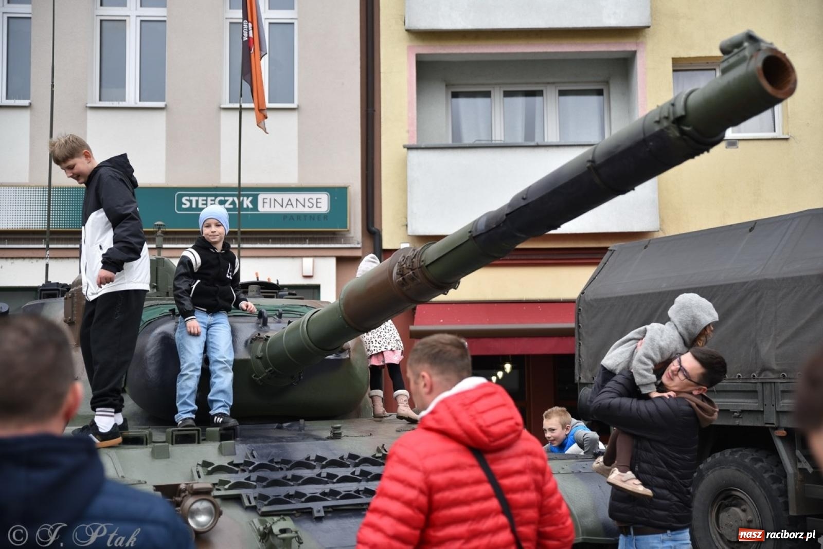 Zdjęcie w galerii na portalu naszraciborz.pl: MON odmówił utworzenia batalionu WOT w Raciborzu. Będzie kolejny wniosek z ratusza wiadomości z regionu