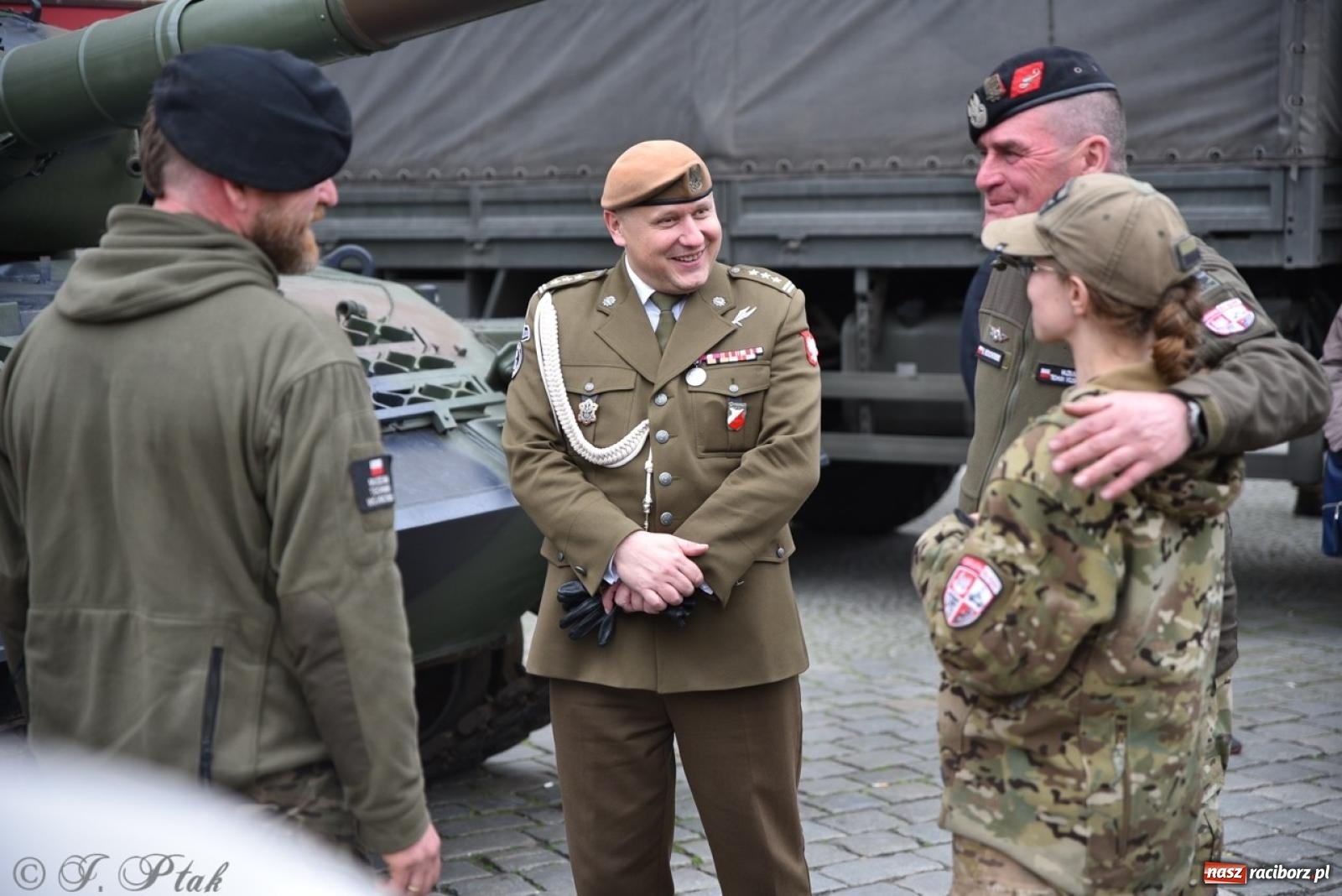 Zdjęcie w galerii na portalu naszraciborz.pl: MON odmówił utworzenia batalionu WOT w Raciborzu. Będzie kolejny wniosek z ratusza wiadomości z regionu