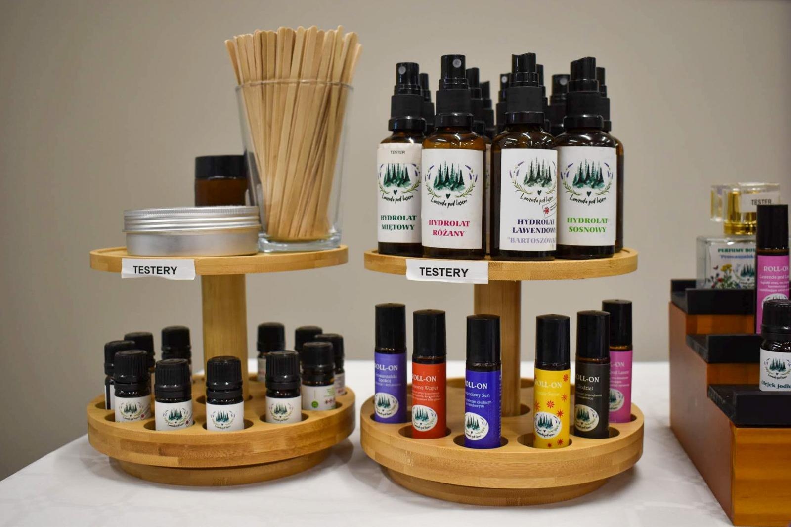 Zdjęcie w galerii na portalu naszraciborz.pl: Zapachy lasu i militaria na Zamku Piastowskim. Zamkowa niedziela z przyrodą i historią wiadomości z regionu