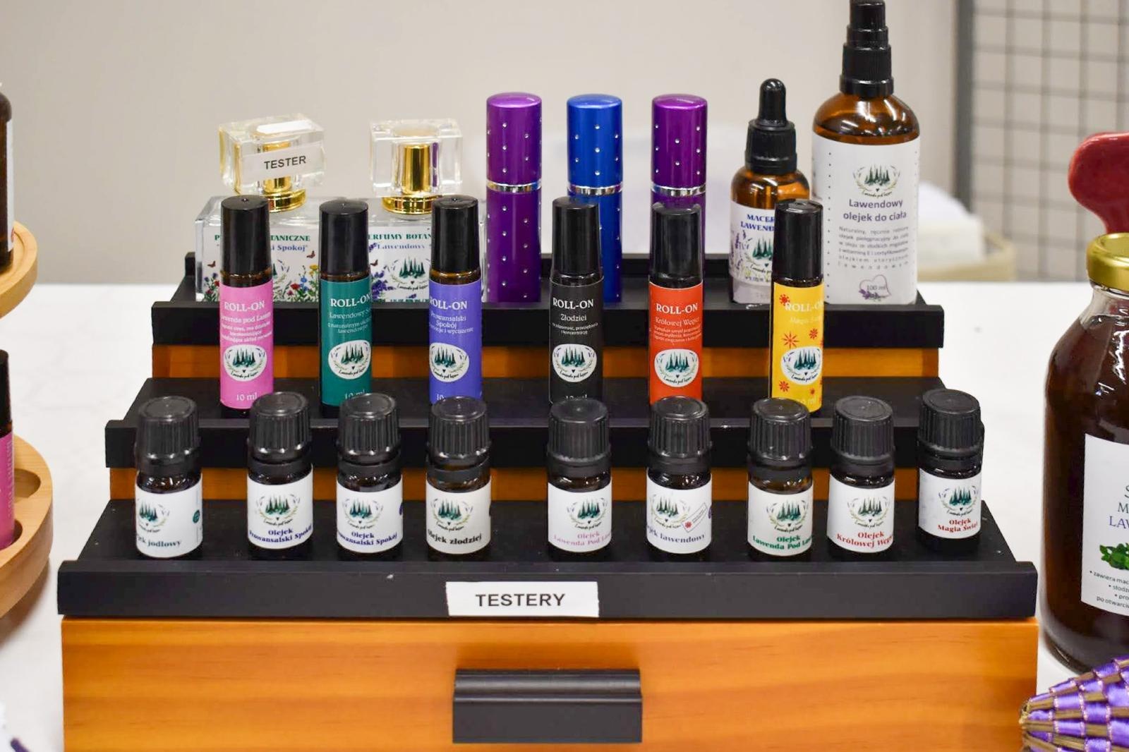 Zdjęcie w galerii na portalu naszraciborz.pl: Zapachy lasu i militaria na Zamku Piastowskim. Zamkowa niedziela z przyrodą i historią wiadomości z regionu