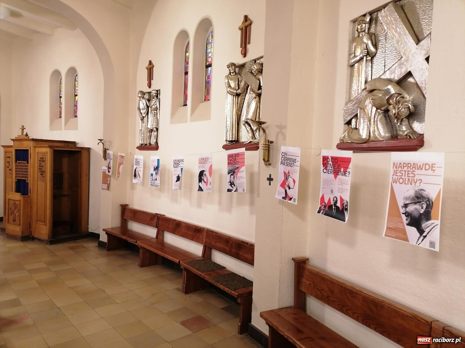 Zdjęcie w galerii na portalu naszraciborz.pl: Parafialne wydarzenia w Raciborzu z okazji 20. rocznicy śmierci JPII wiadomości z regionu