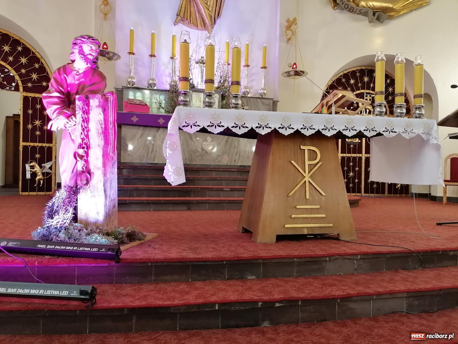 Zdjęcie w galerii na portalu naszraciborz.pl: Parafialne wydarzenia w Raciborzu z okazji 20. rocznicy śmierci JPII wiadomości z regionu