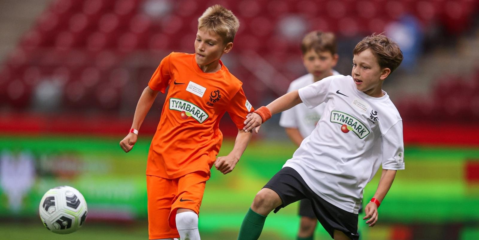 Zdjęcie w galerii na portalu naszraciborz.pl: Prawie 1100 drużyn z województwa śląskiego zgłoszonych do gry w Pucharze Tymbarku wiadomości z regionu