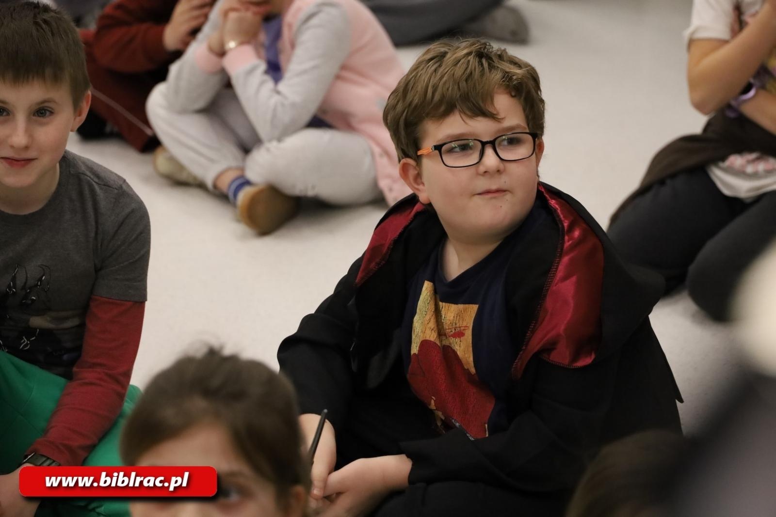 Zdjęcie w galerii na portalu naszraciborz.pl: Biblioteka nie zasypia, czyli XXII Noc z Andersenem wiadomości z regionu