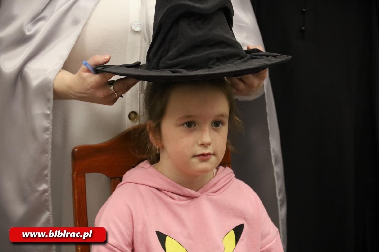 Zdjęcie w galerii na portalu naszraciborz.pl: Biblioteka nie zasypia, czyli XXII Noc z Andersenem wiadomości z regionu