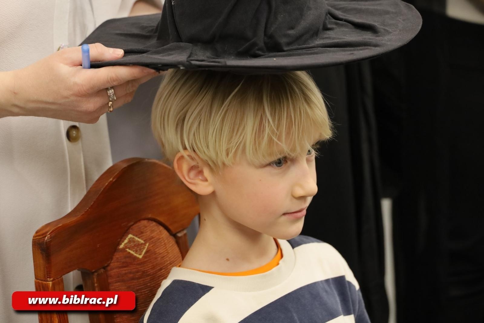 Zdjęcie w galerii na portalu naszraciborz.pl: Biblioteka nie zasypia, czyli XXII Noc z Andersenem wiadomości z regionu