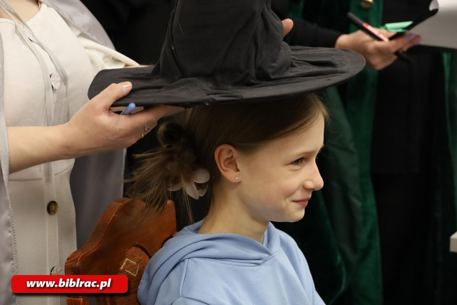 Zdjęcie w galerii na portalu naszraciborz.pl: Biblioteka nie zasypia, czyli XXII Noc z Andersenem wiadomości z regionu