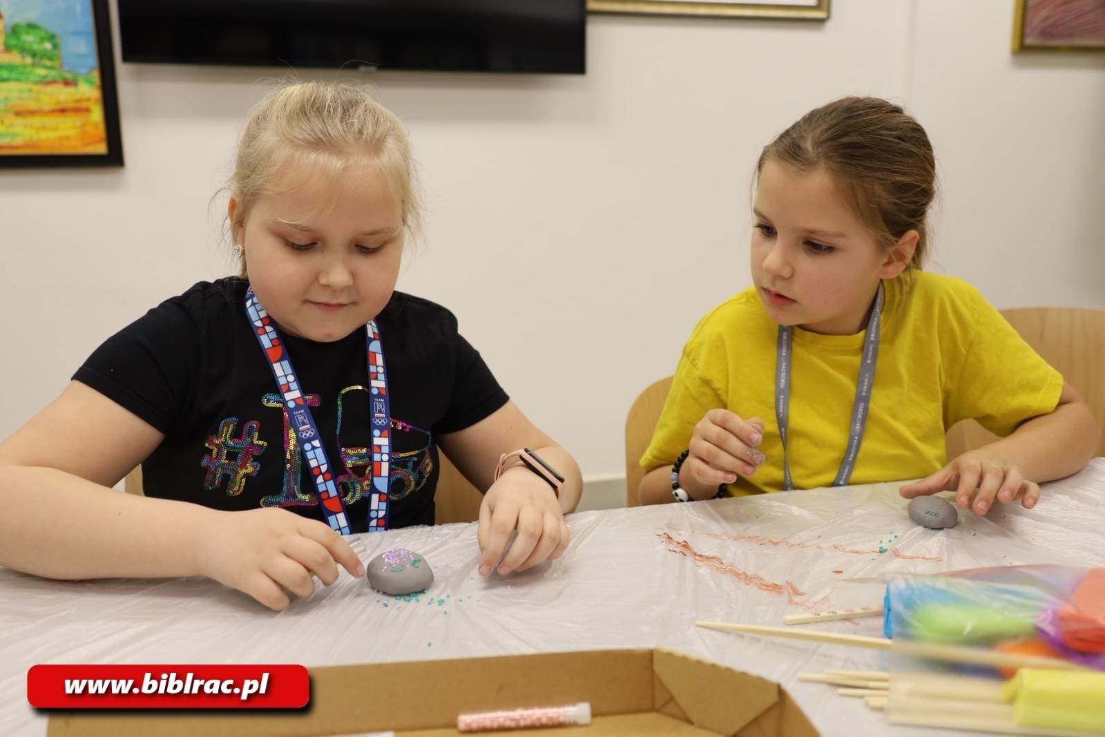 Zdjęcie w galerii na portalu naszraciborz.pl: Biblioteka nie zasypia, czyli XXII Noc z Andersenem wiadomości z regionu