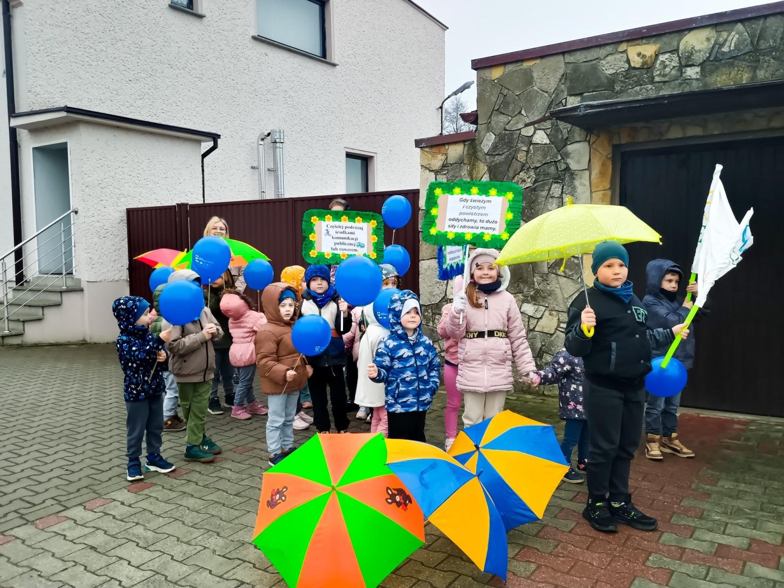 Zdjęcie w galerii na portalu naszraciborz.pl: Eko-strajk i otwarcie placu zabaw w Cyprzanowie wiadomości z regionu
