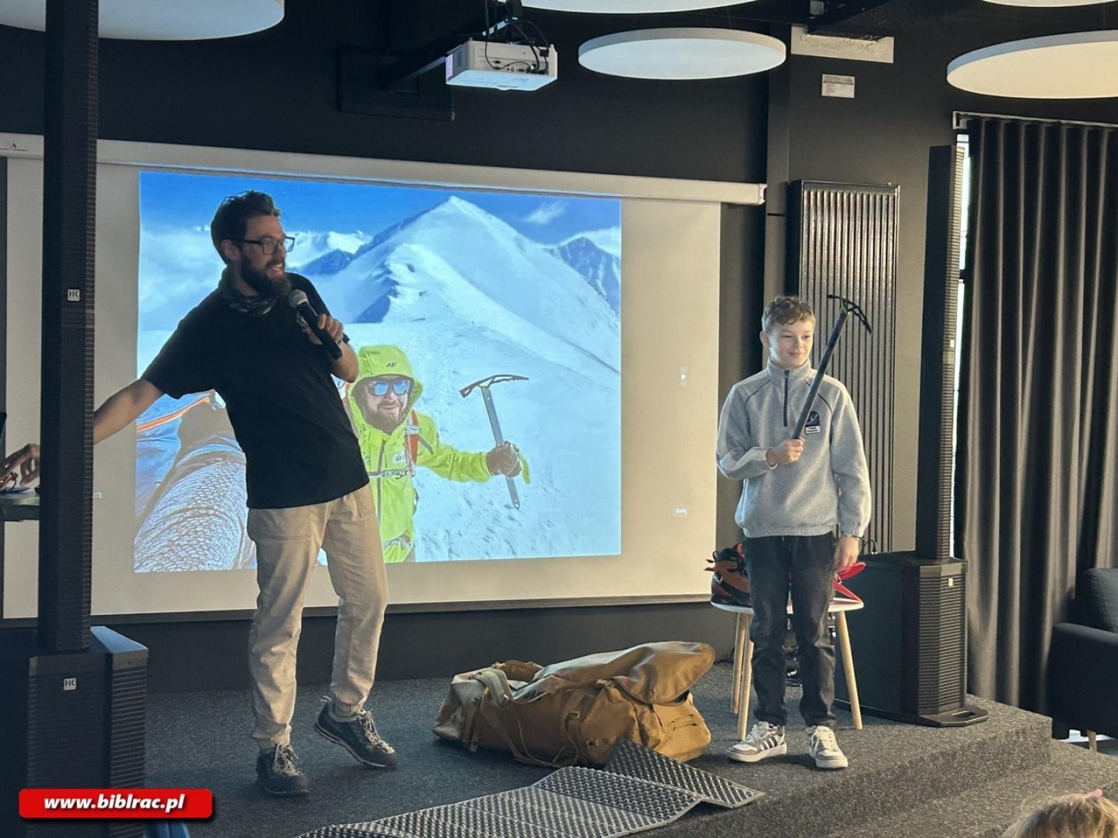 Zdjęcie w galerii na portalu naszraciborz.pl: Pirat Dyplomata na Stacji Młodych wiadomości z regionu