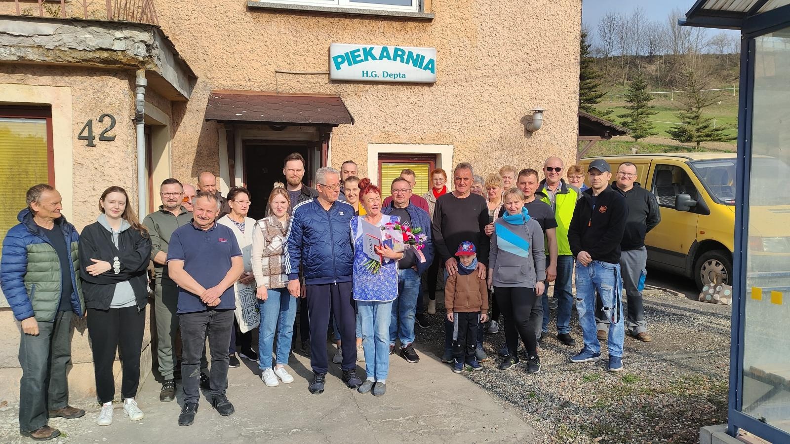 Zdjęcie w galerii na portalu naszraciborz.pl: Piekarnia w Brzeźnicy zakończyła działalność. Mieszkańców ogarnął smutek wiadomości z regionu