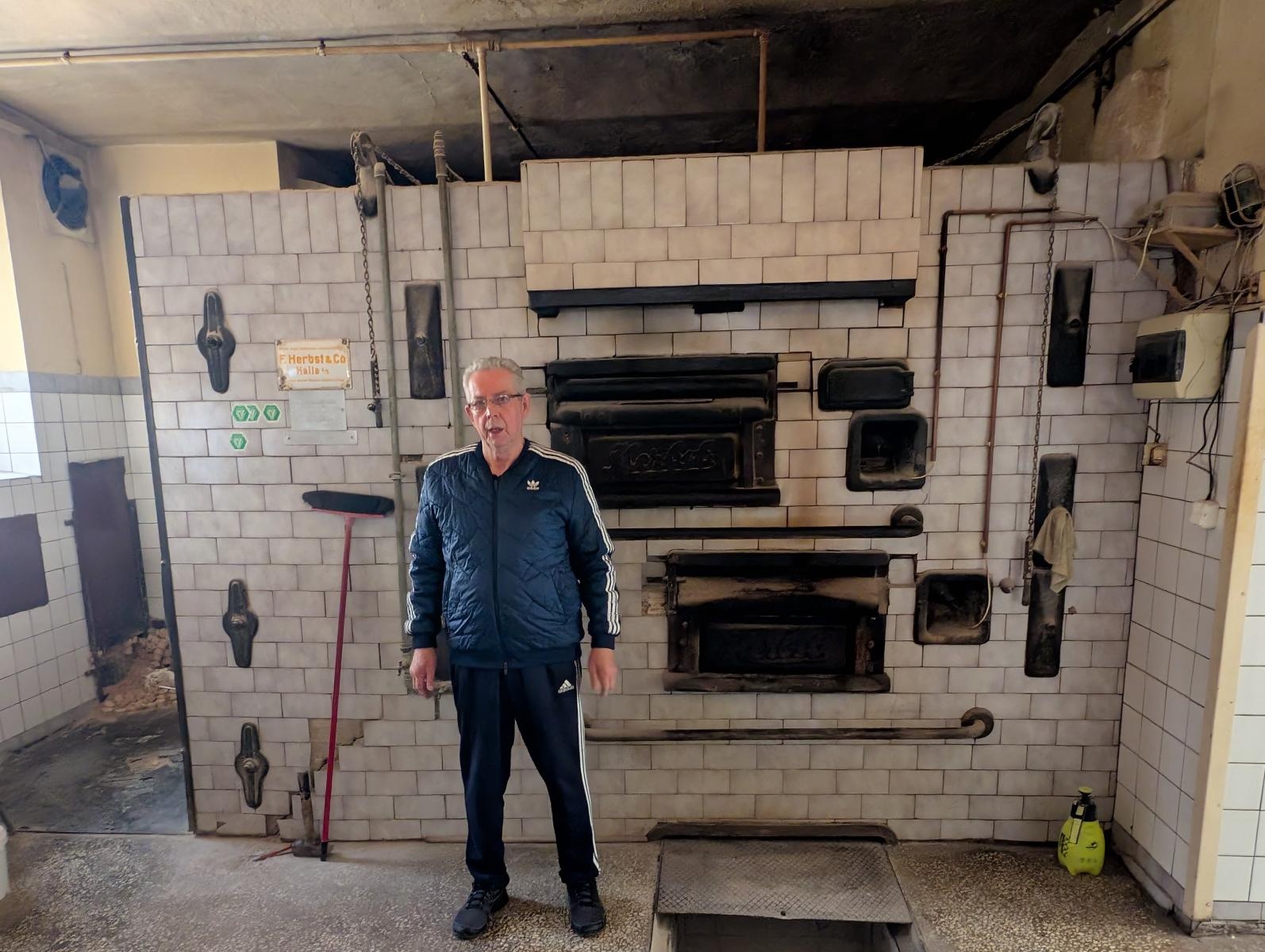 Zdjęcie w galerii na portalu naszraciborz.pl: Piekarnia w Brzeźnicy zakończyła działalność. Mieszkańców ogarnął smutek wiadomości z regionu