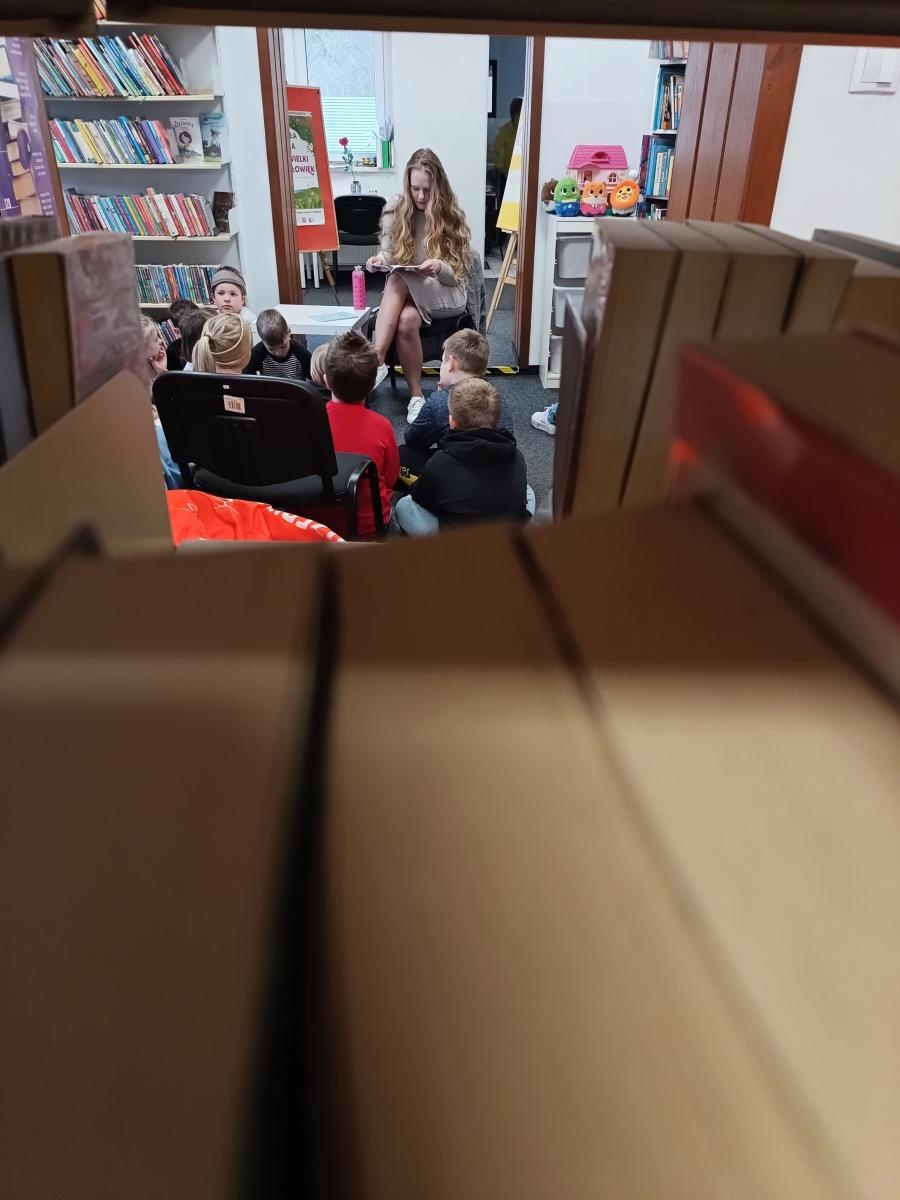 Zdjęcie w galerii na portalu naszraciborz.pl: Światowy Dzień Książki w Bibliotece w Rudach – spotkanie z Agatą Gwóźdź wiadomości z regionu