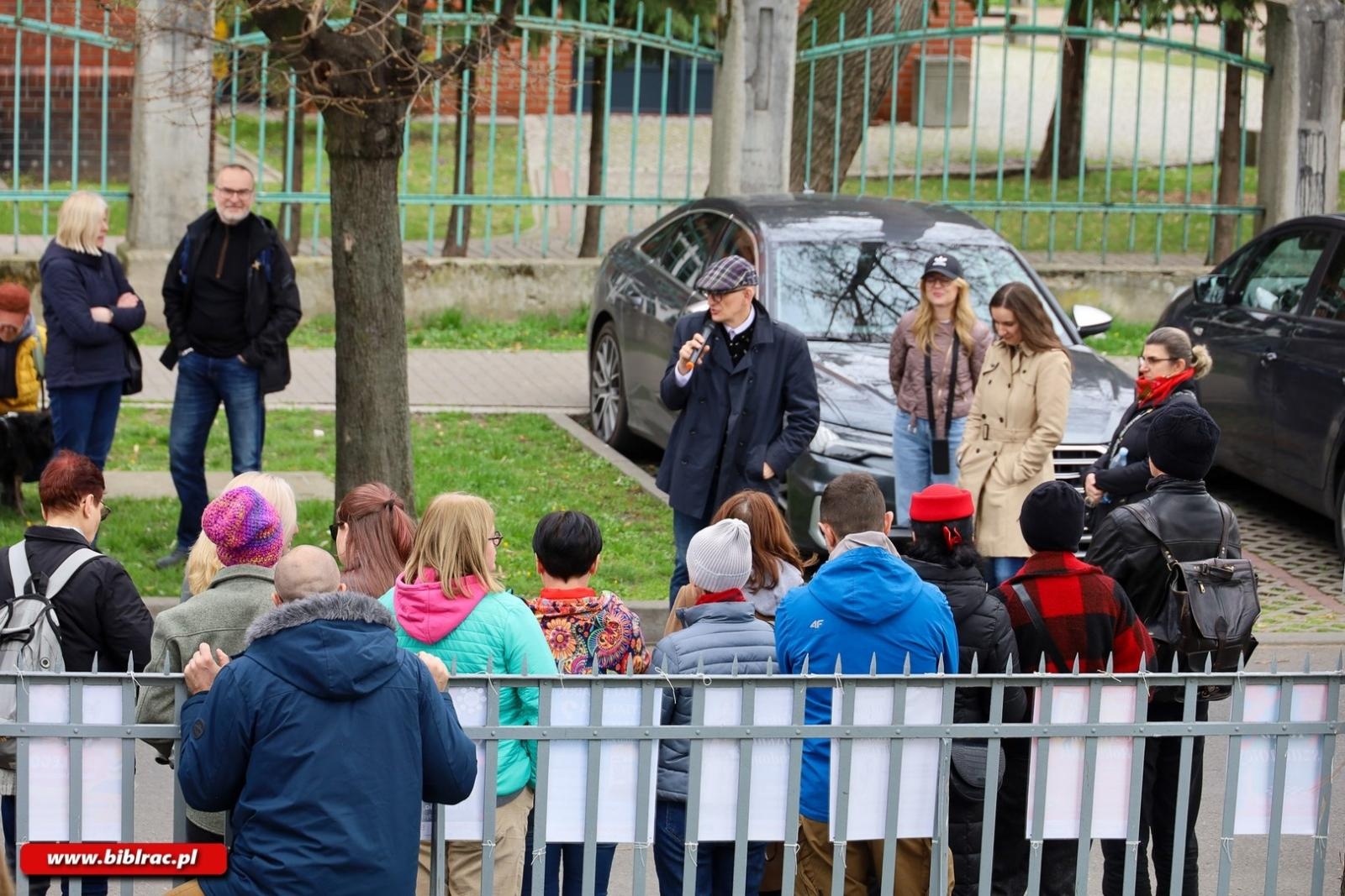 Zdjęcie w galerii na portalu naszraciborz.pl: Raciborska Rajza w bibliotece wiadomości z regionu