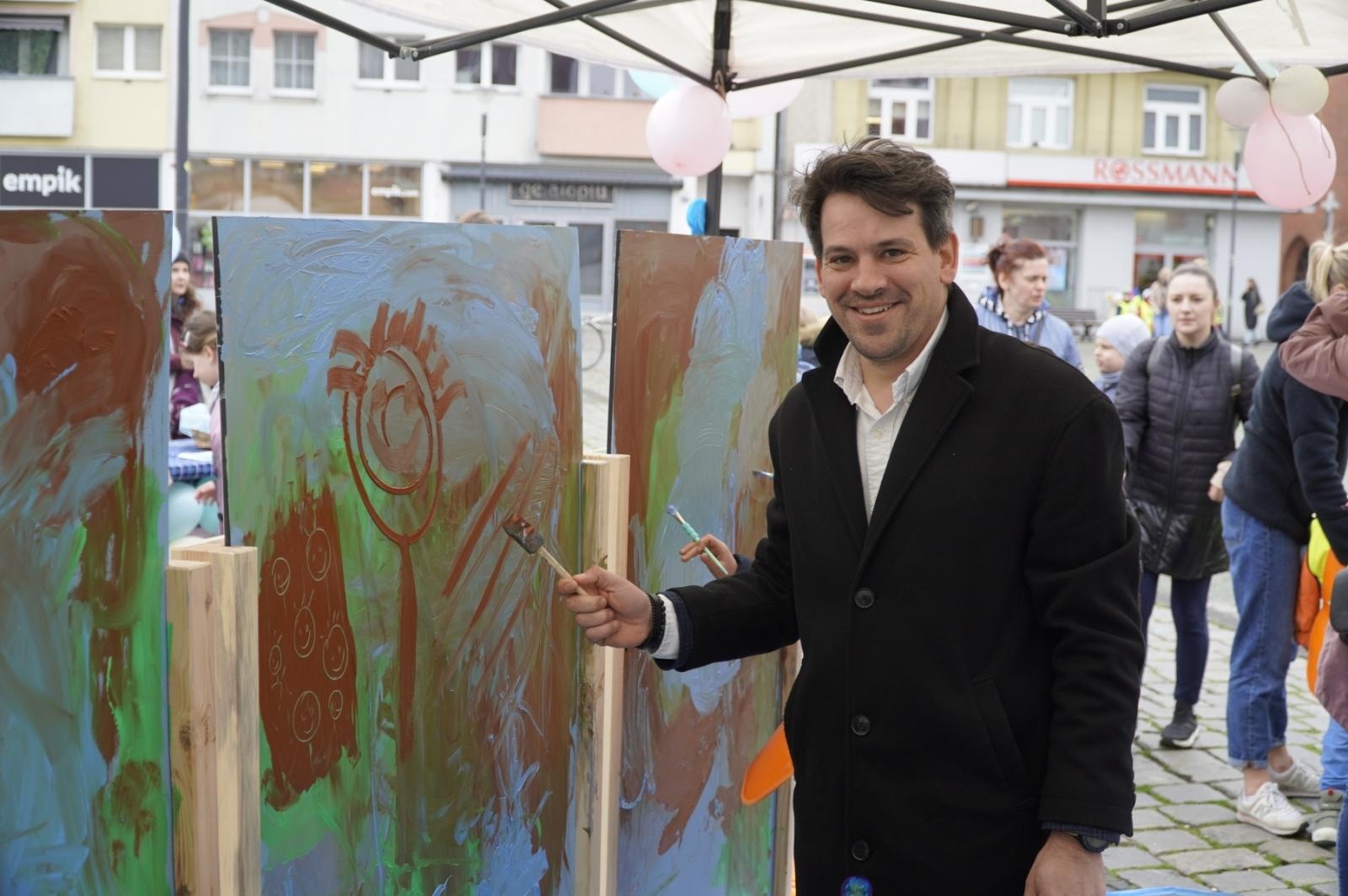 Zdjęcie w galerii na portalu naszraciborz.pl: Racibórz na niebiesko i Spektrum jak malowane wiadomości z regionu